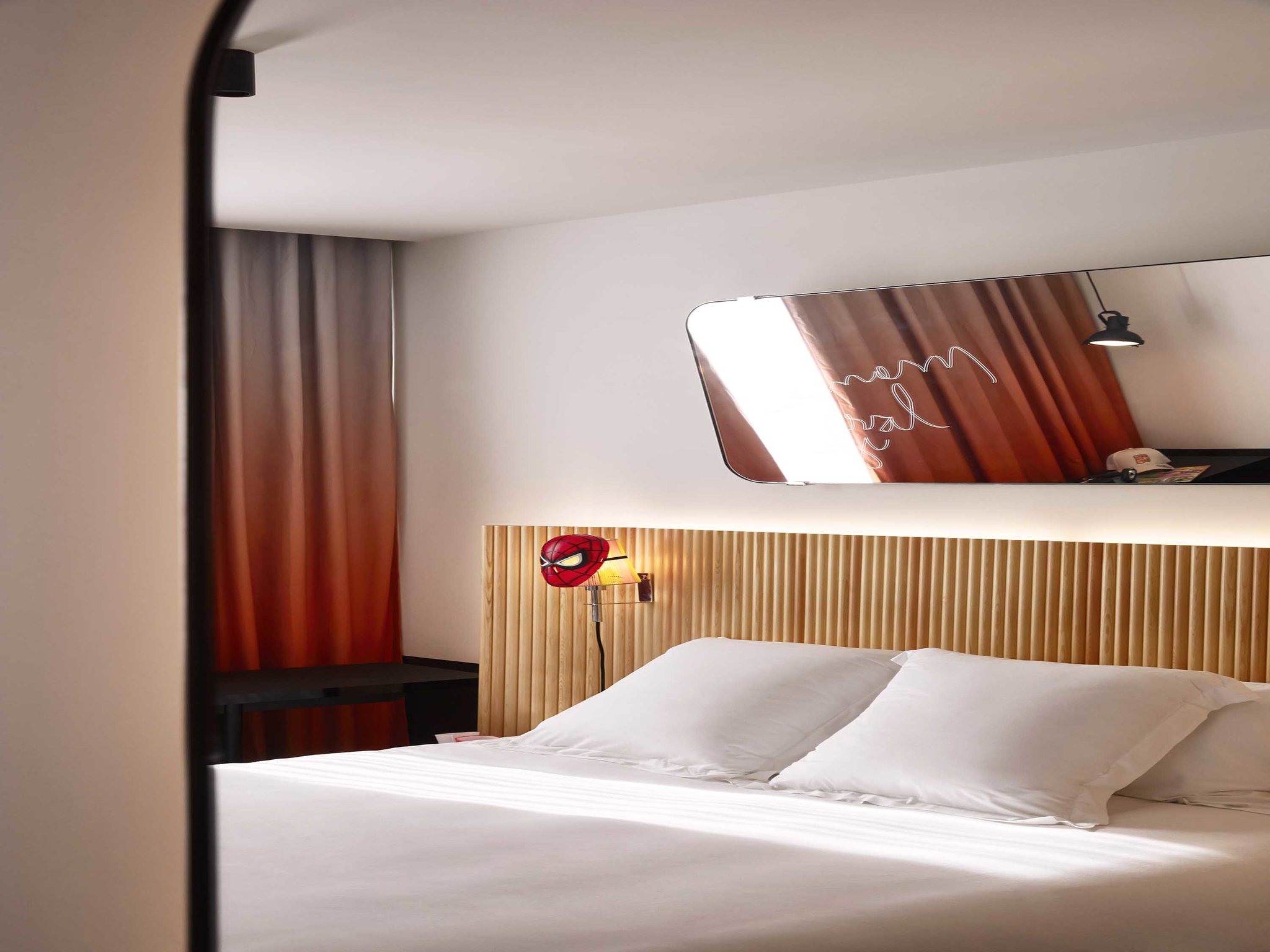 Mama Shelter Paris La Défense by null