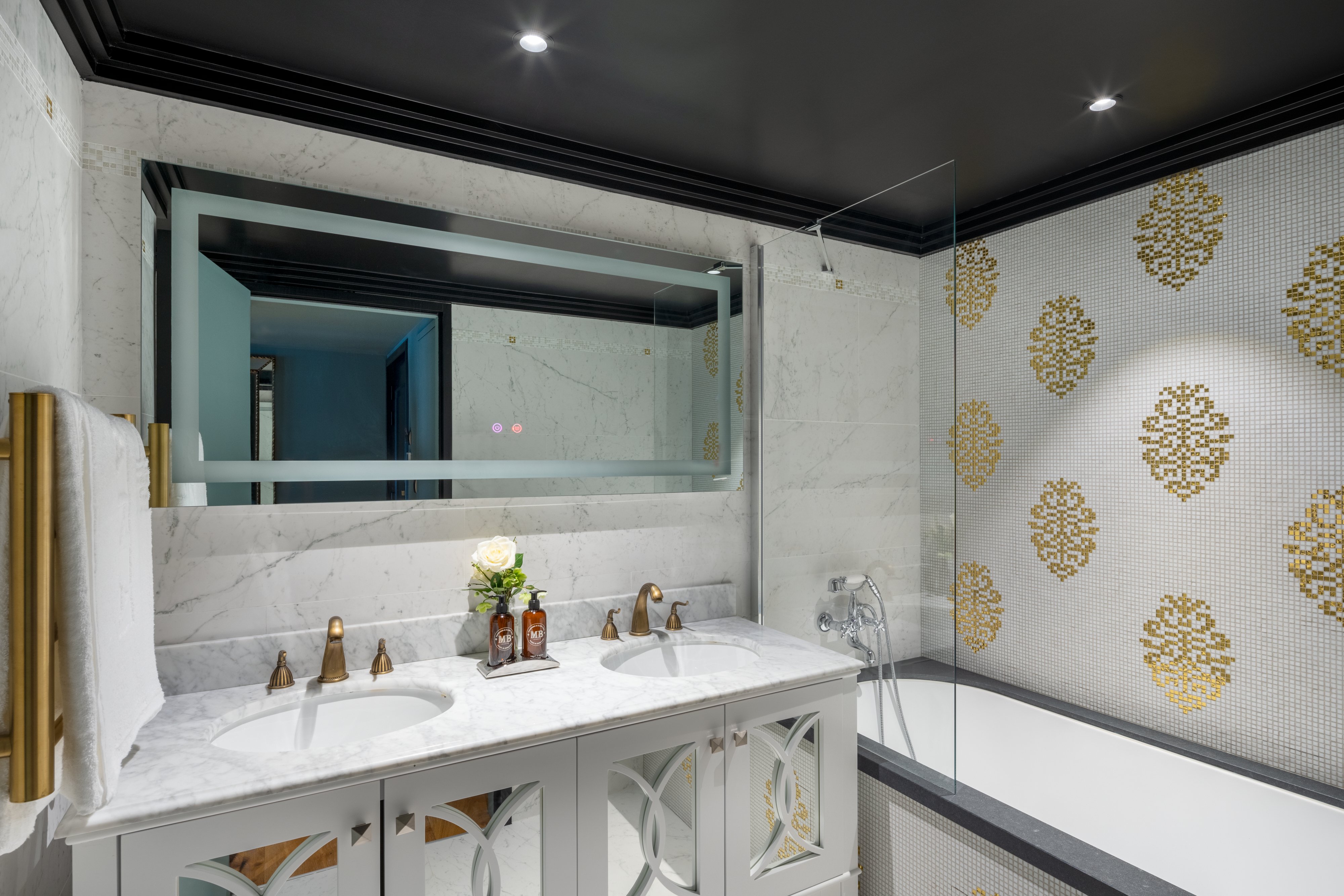 Juliana Hotel Brussels, an SLH Hotel by null