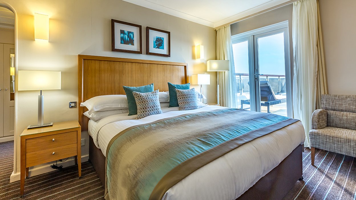 L'Horizon Beach Hotel & Spa by null