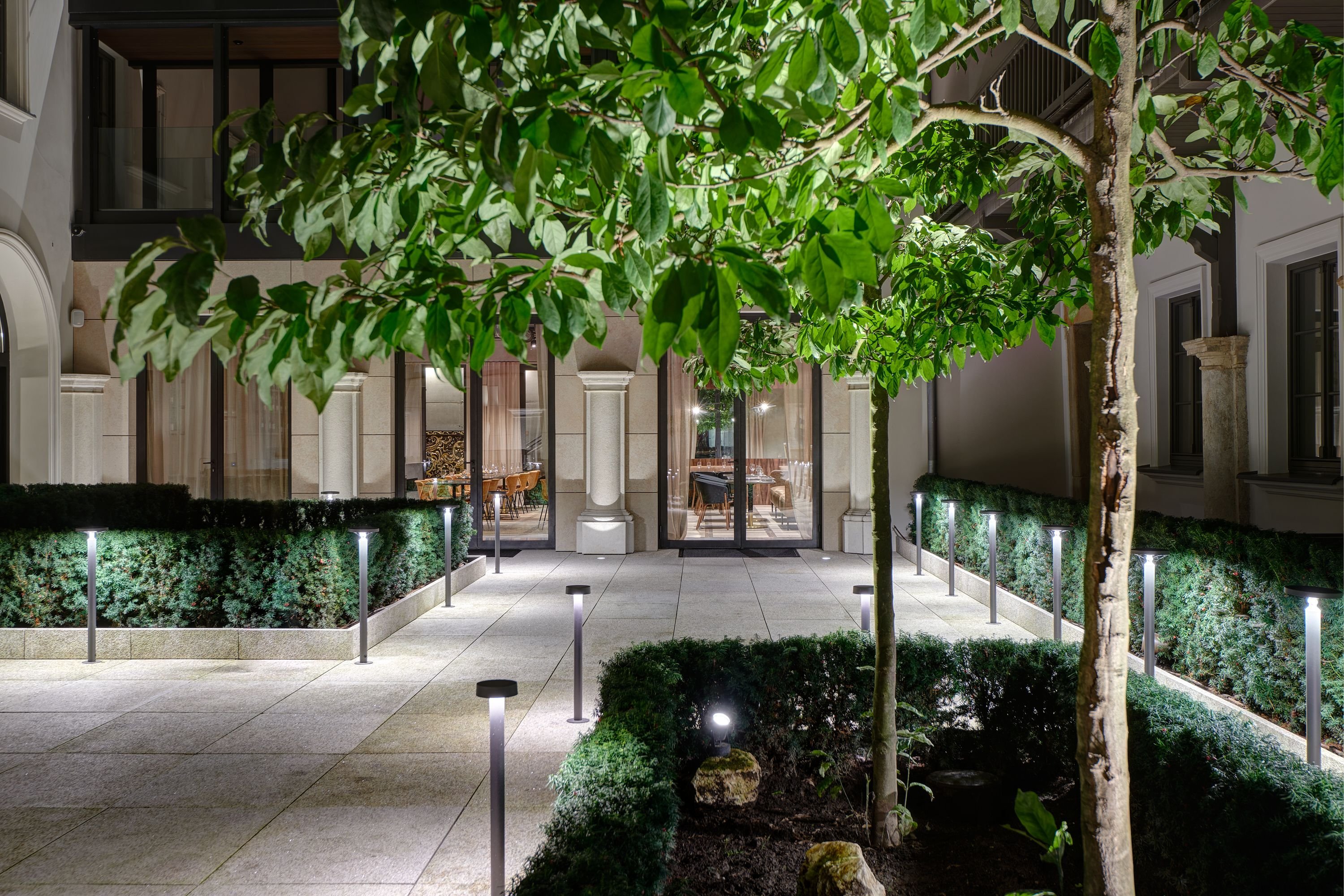 H15 Palace Hotel by null