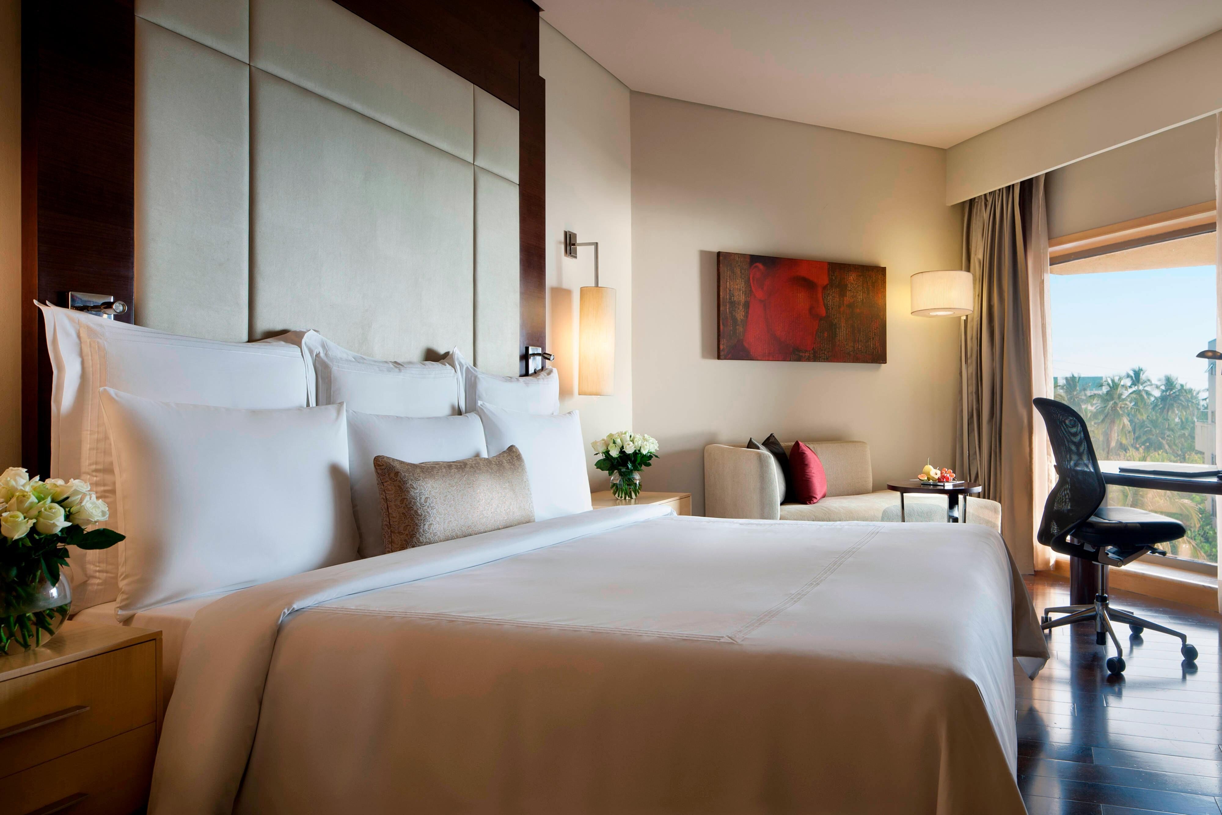 JW Marriott Mumbai Juhu by null