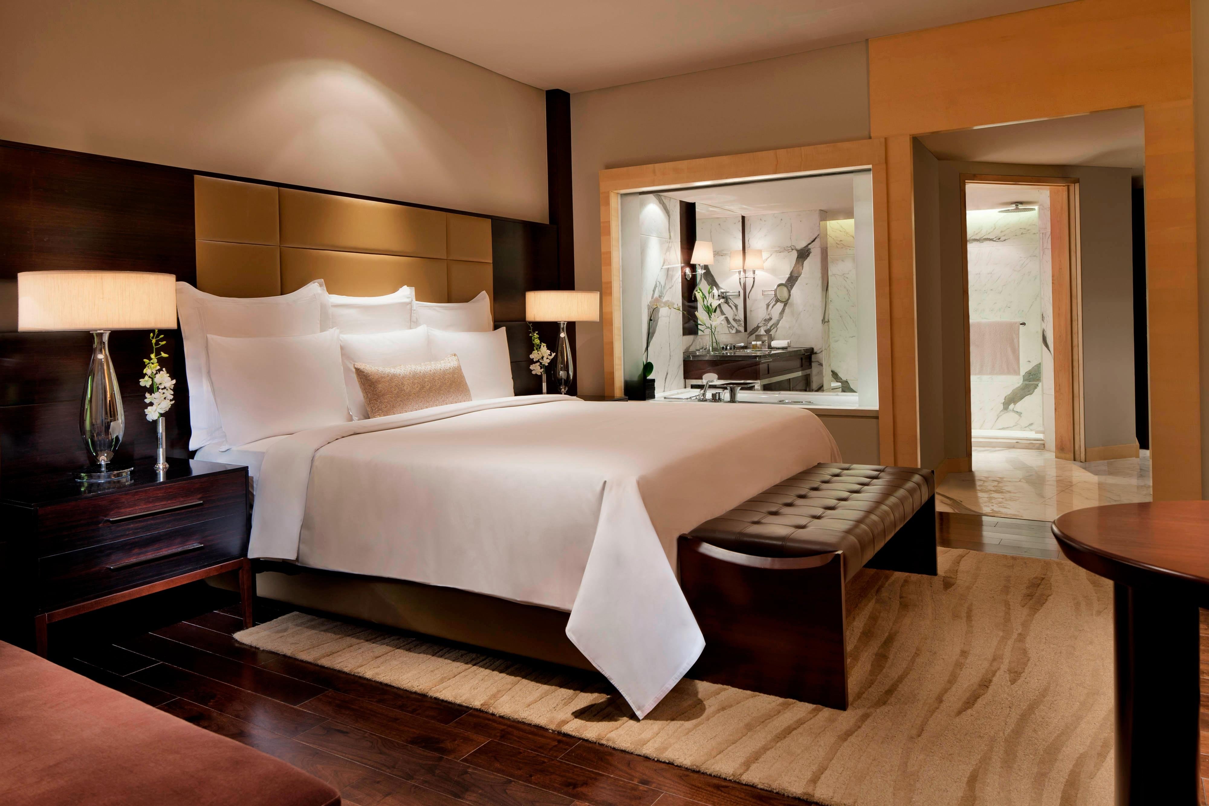 JW Marriott Mumbai Juhu by null