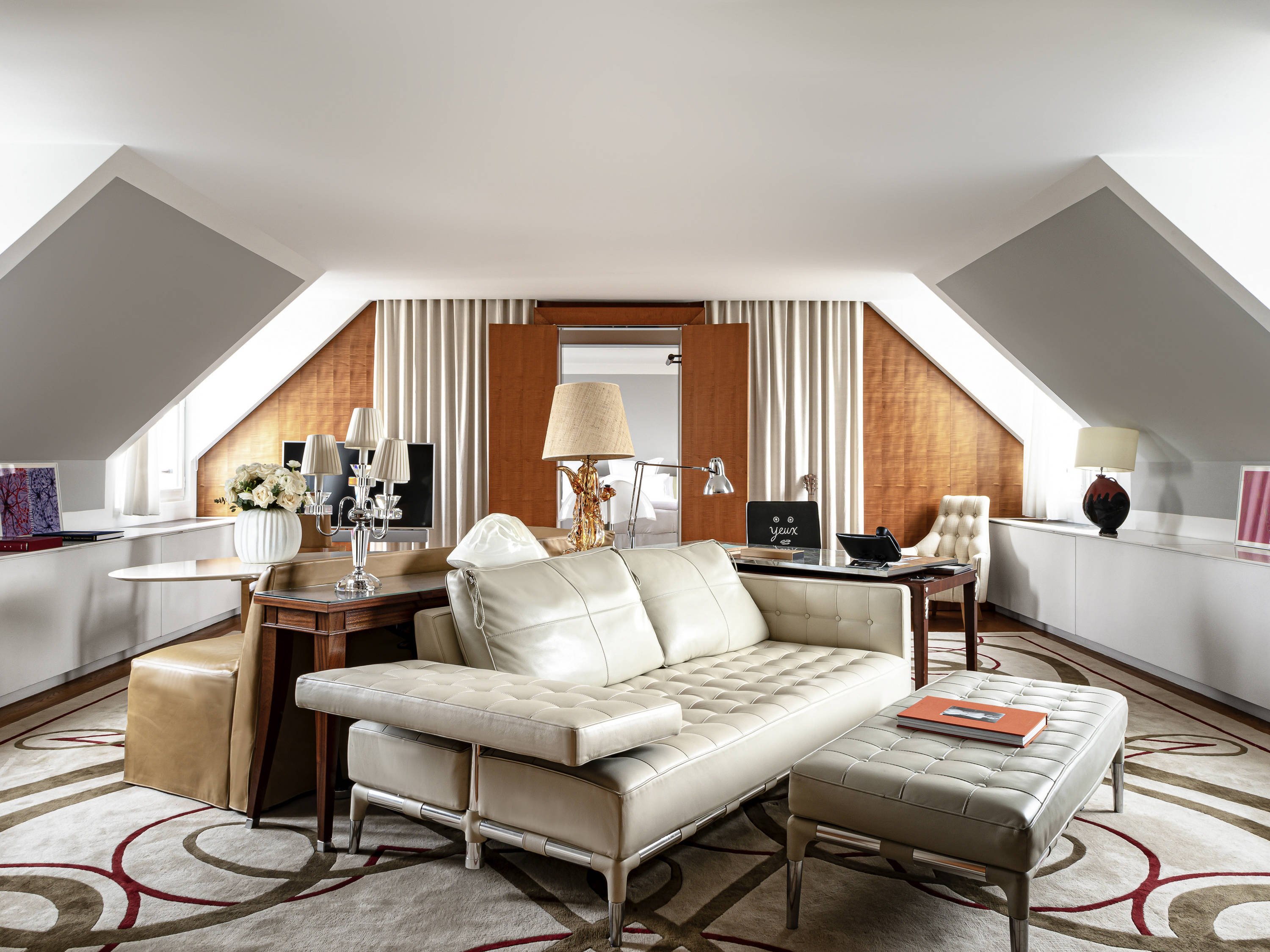 Le Royal Monceau - Raffles Paris by Google