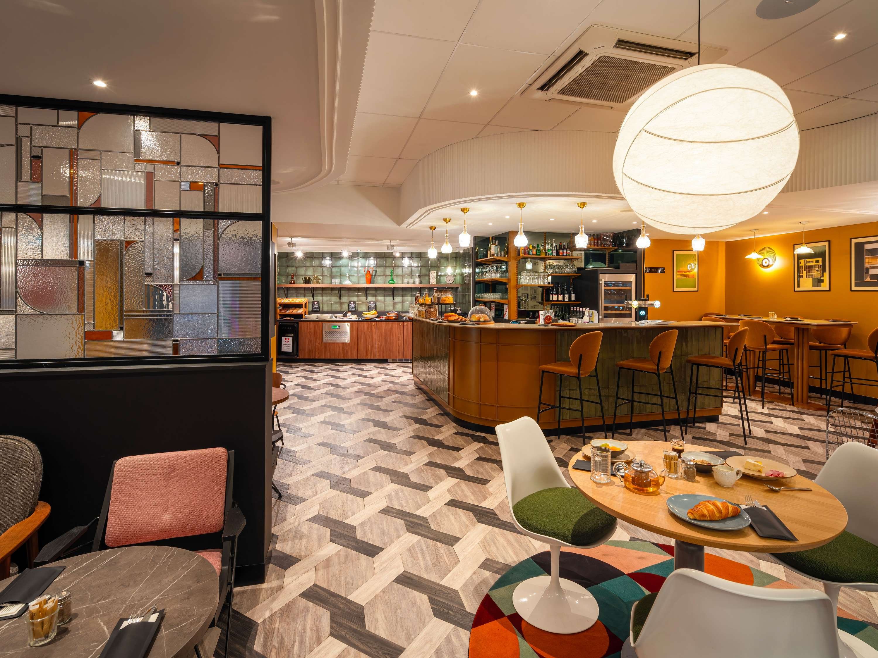 Splendid Hotel by null