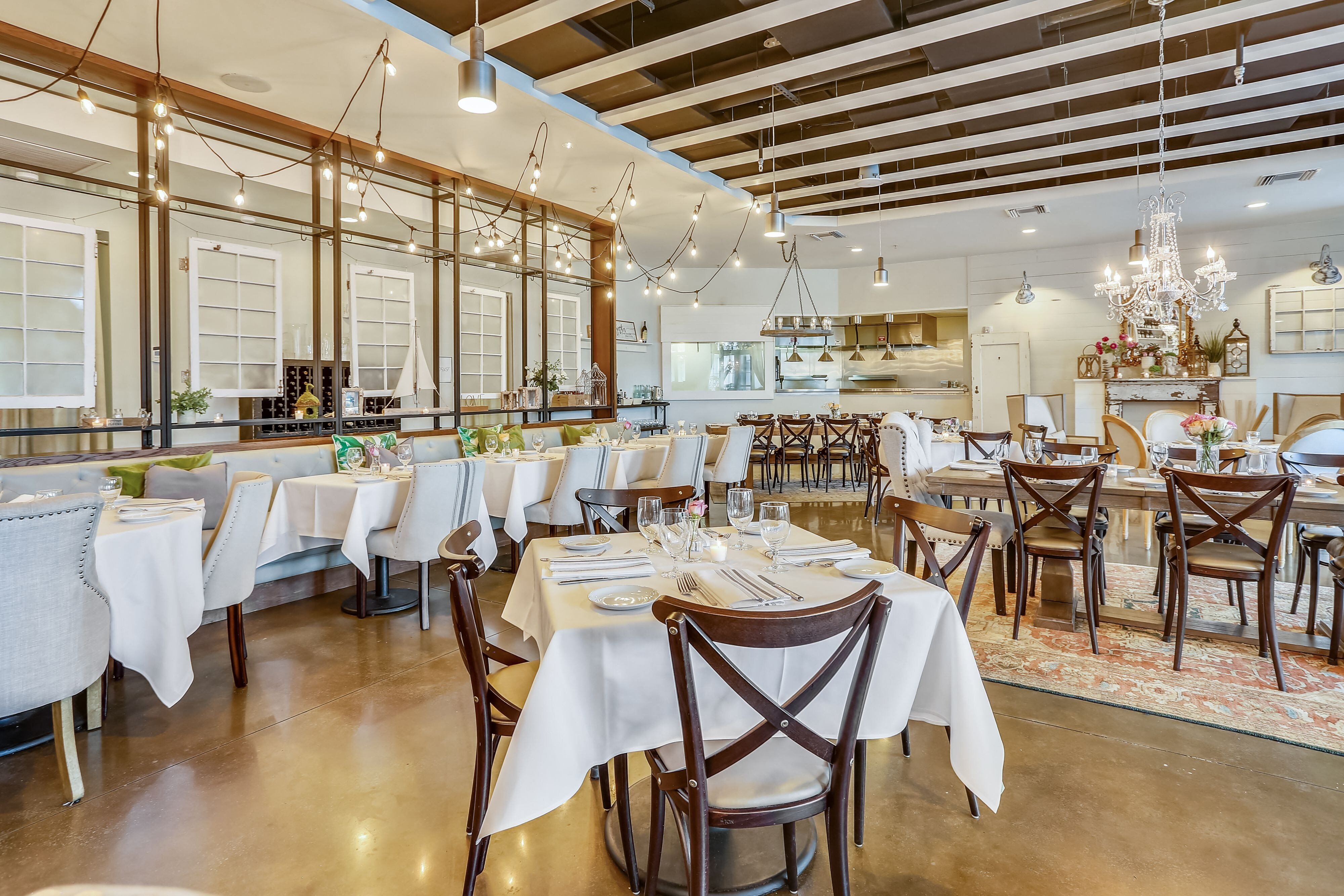 Waterline Villas & Marina, Autograph Collection by null
