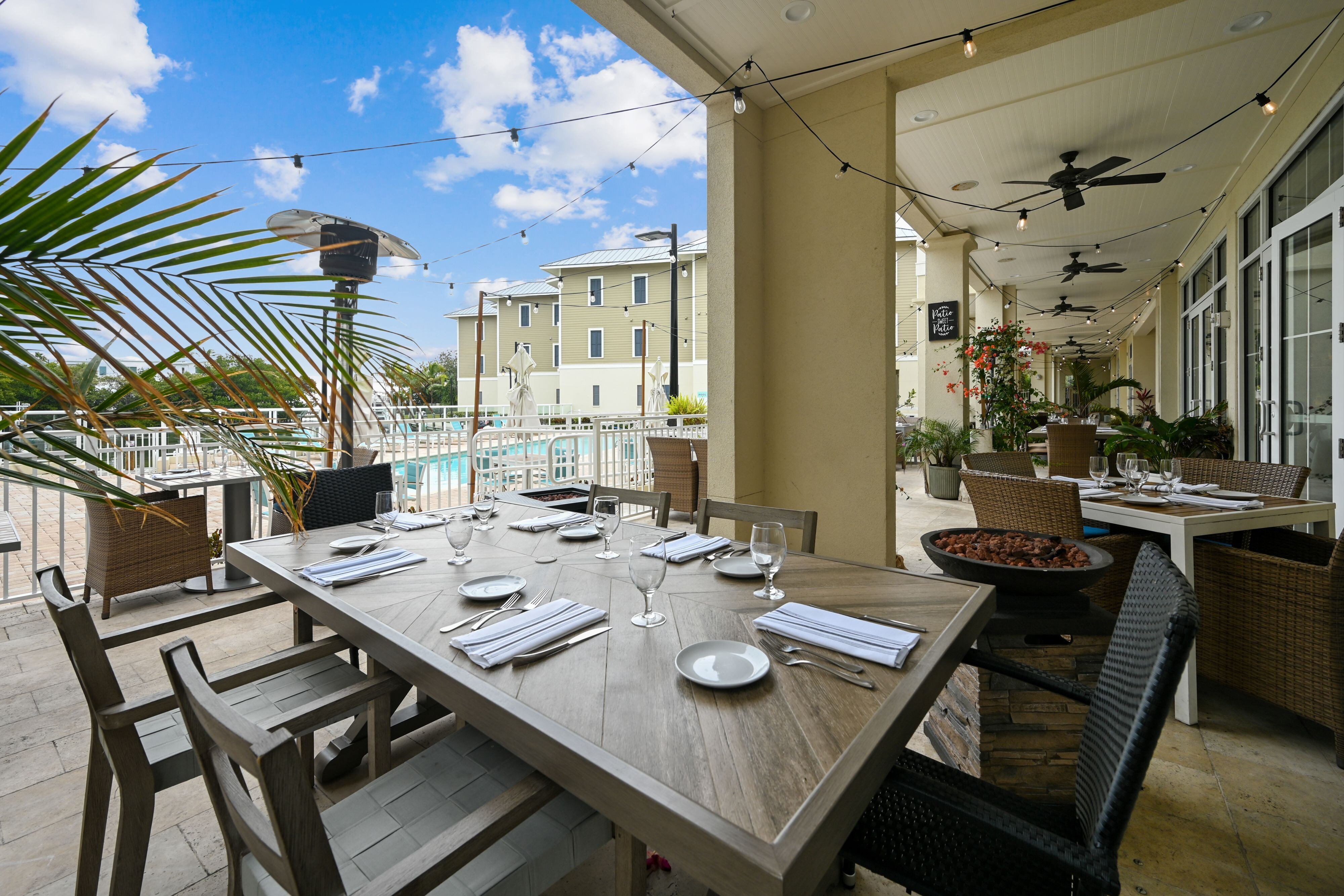 Waterline Villas & Marina, Autograph Collection by null