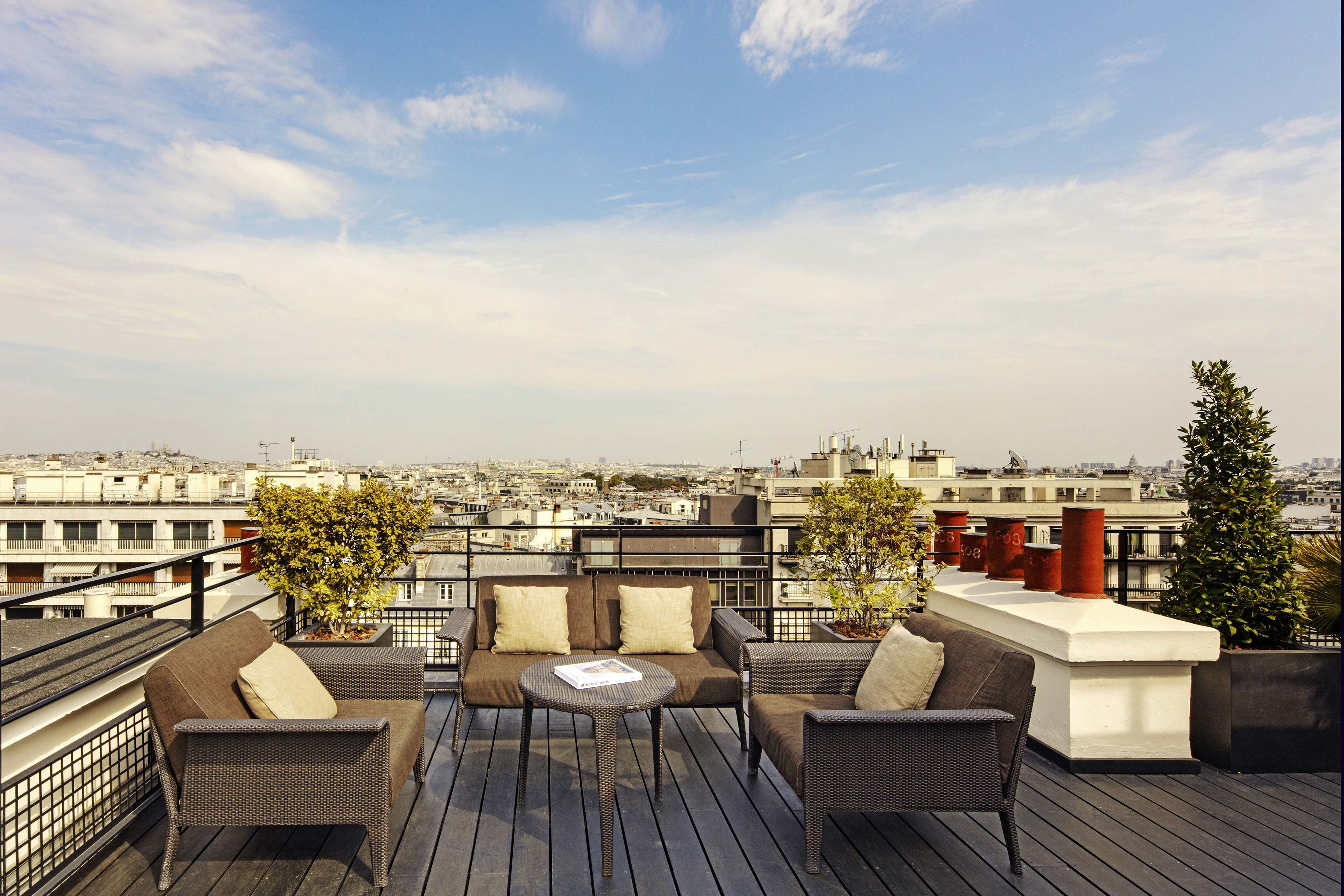 Prince de Galles, a Luxury Collection Hotel, Paris by null