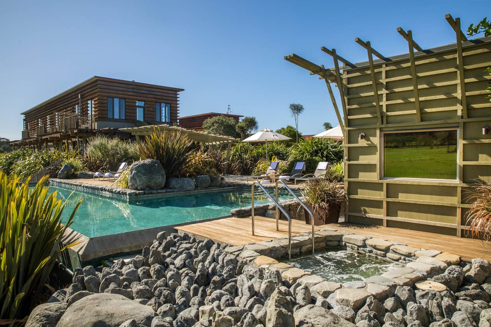 Hapuku Lodge + Tree Houses by null