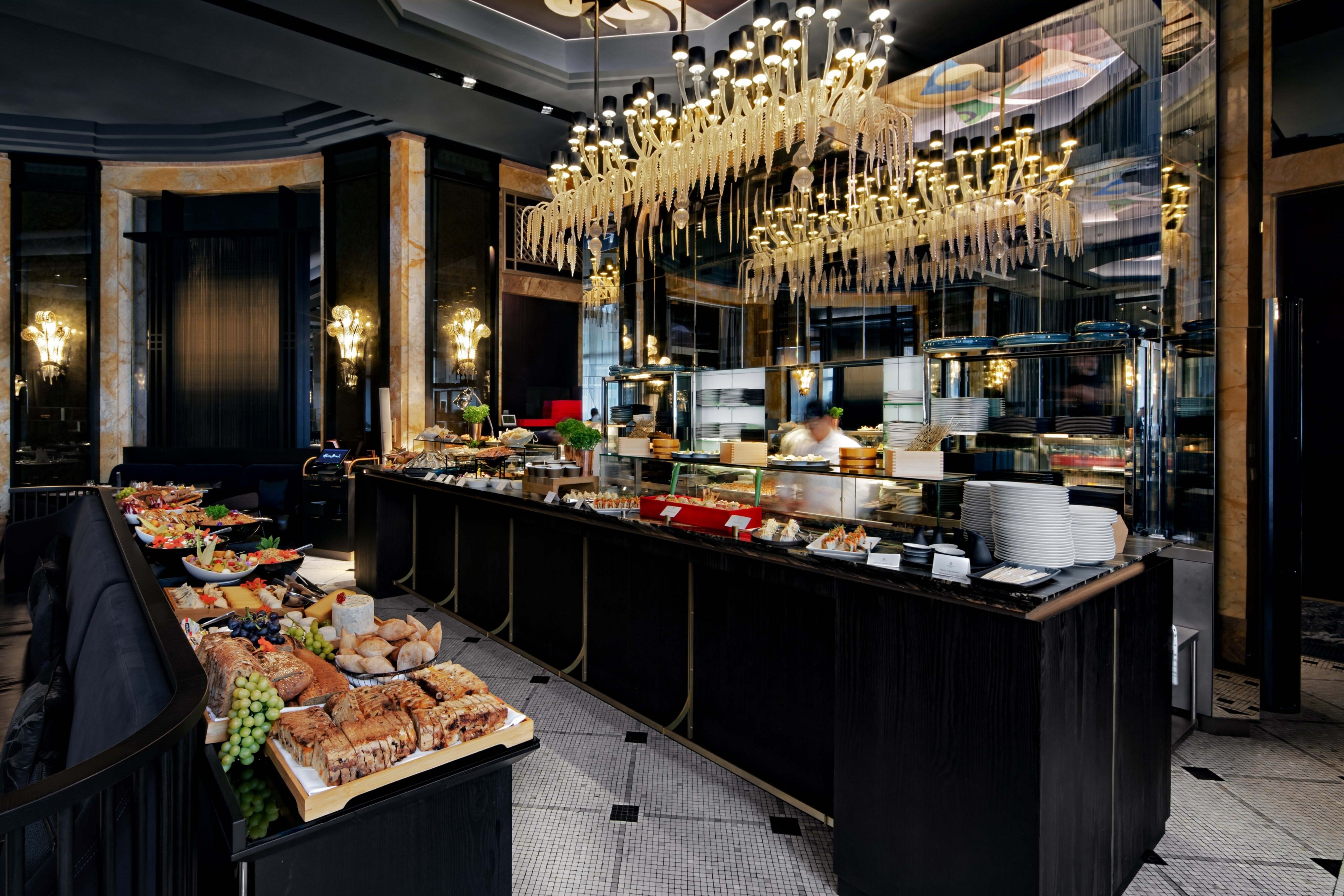 Prince de Galles, a Luxury Collection Hotel, Paris by null