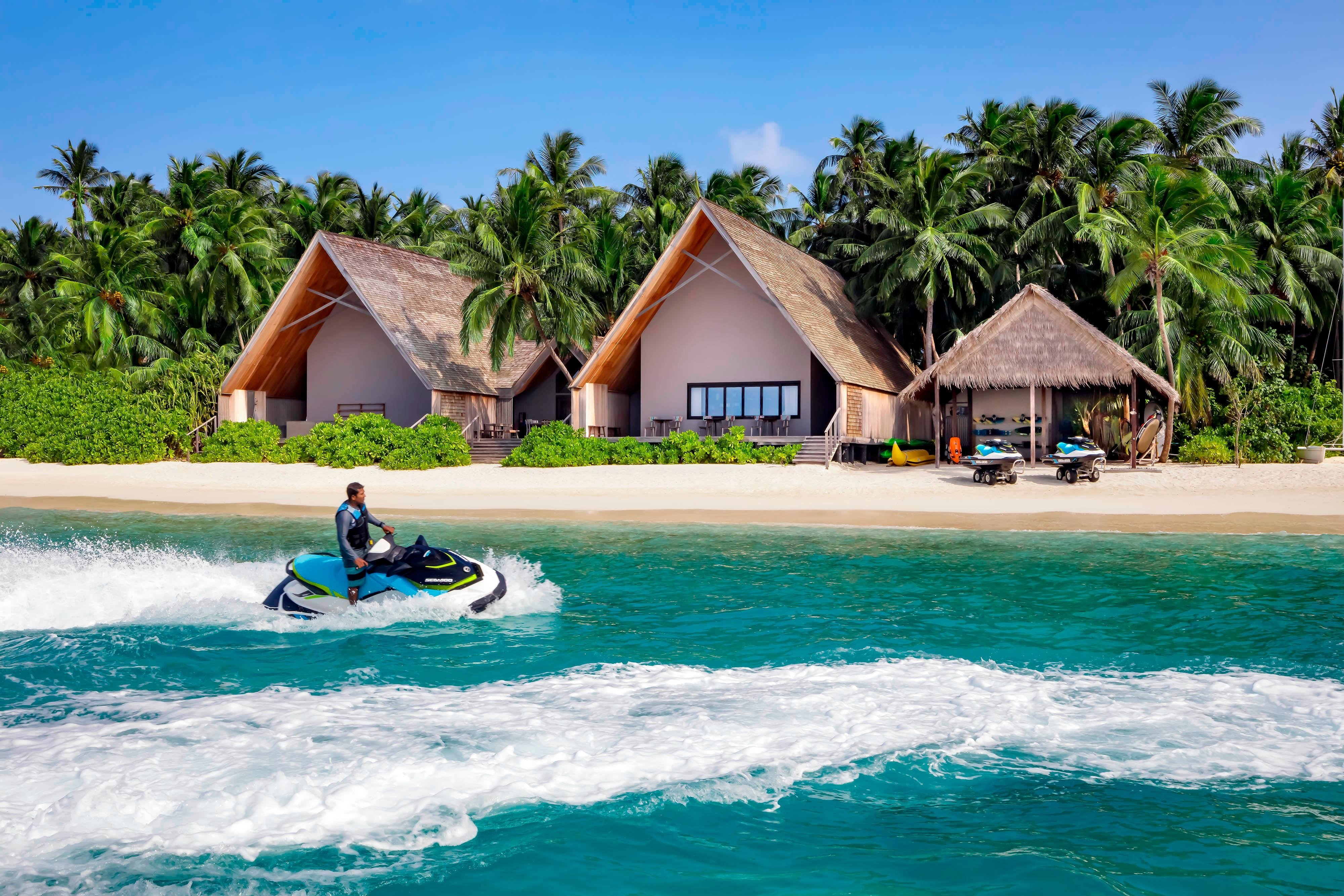 The St. Regis Maldives Vommuli Resort by null