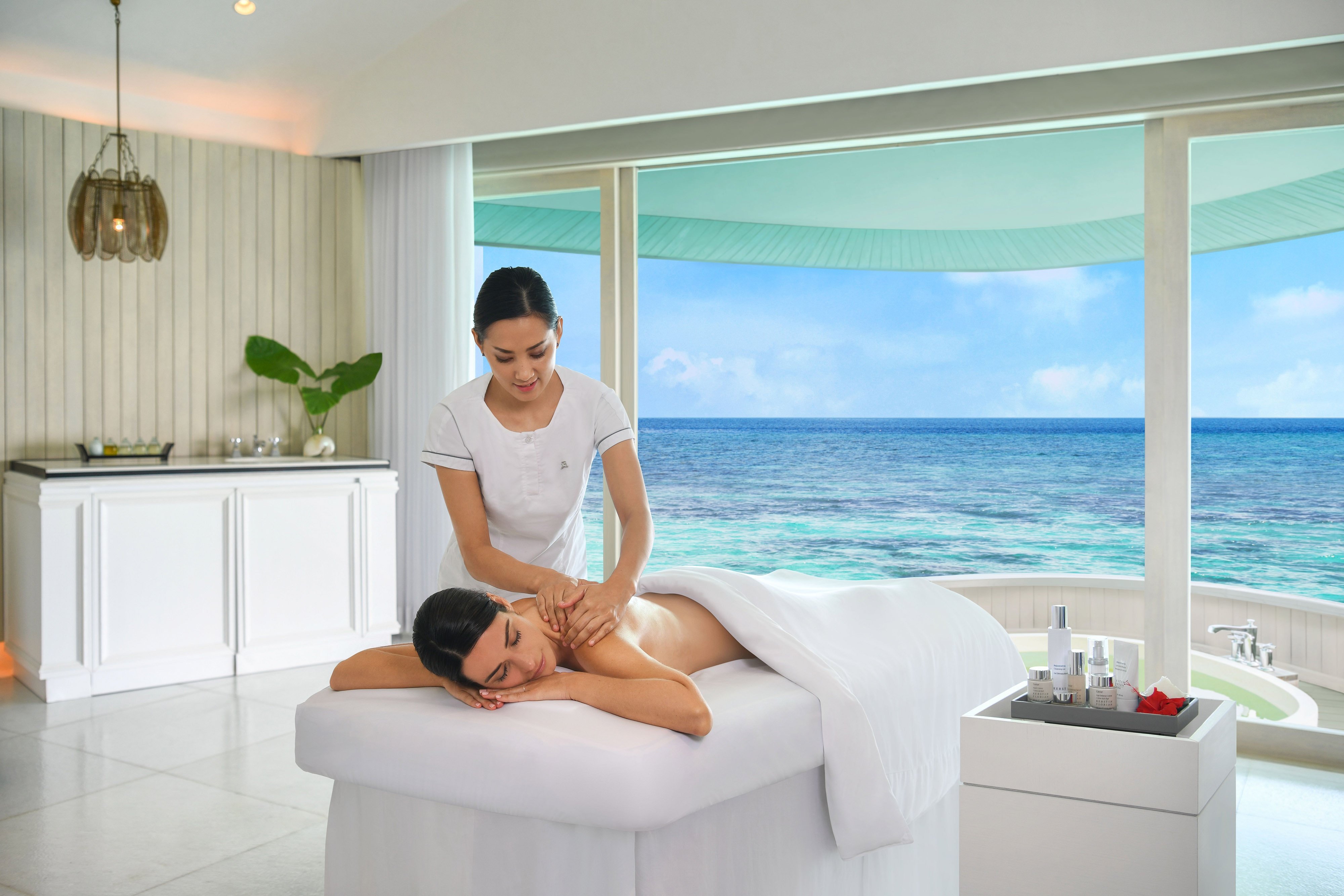 The St. Regis Maldives Vommuli Resort by null