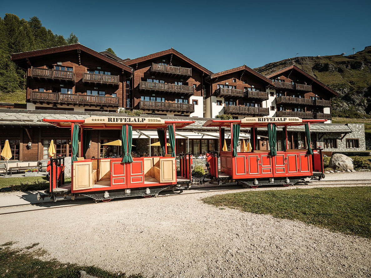 Riffelalp Resort 2222 m by null