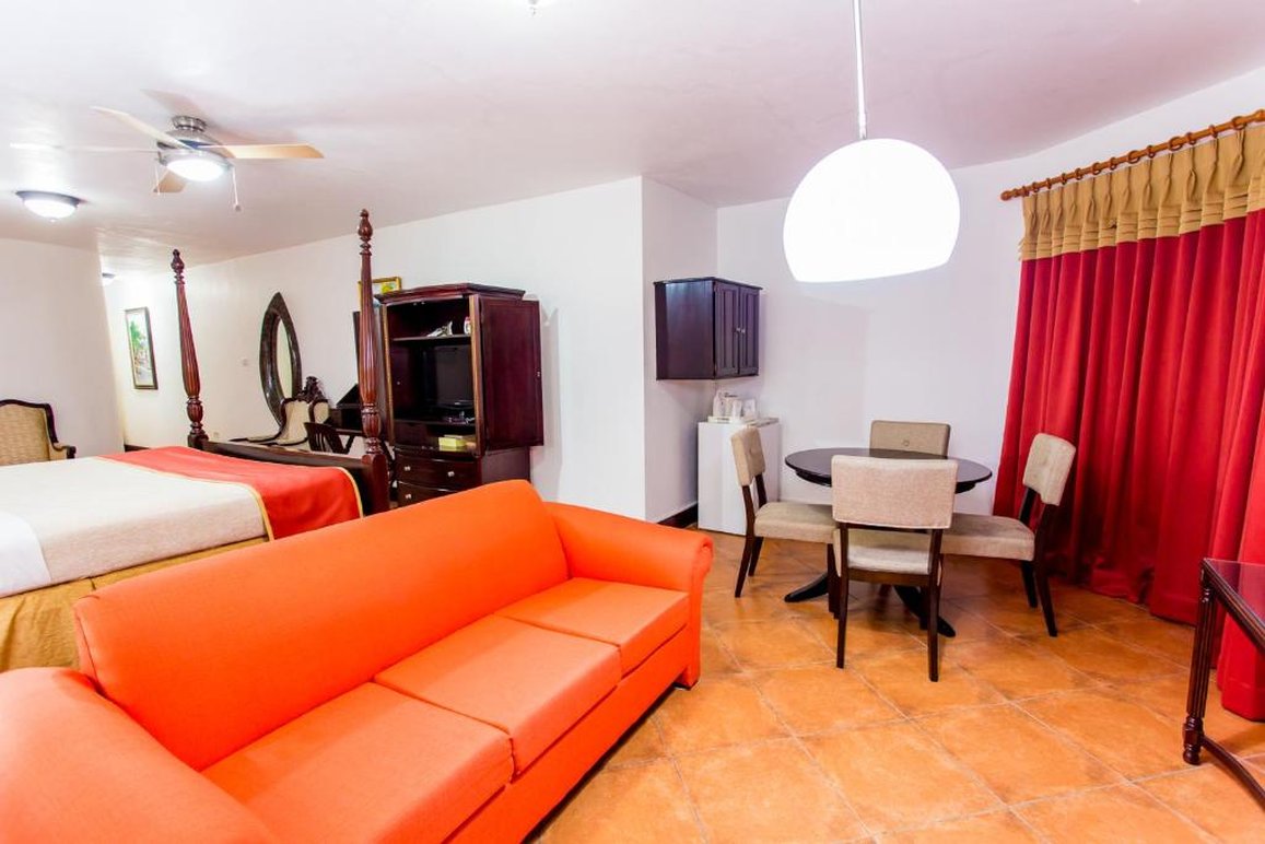 Altamont Court Hotel by null