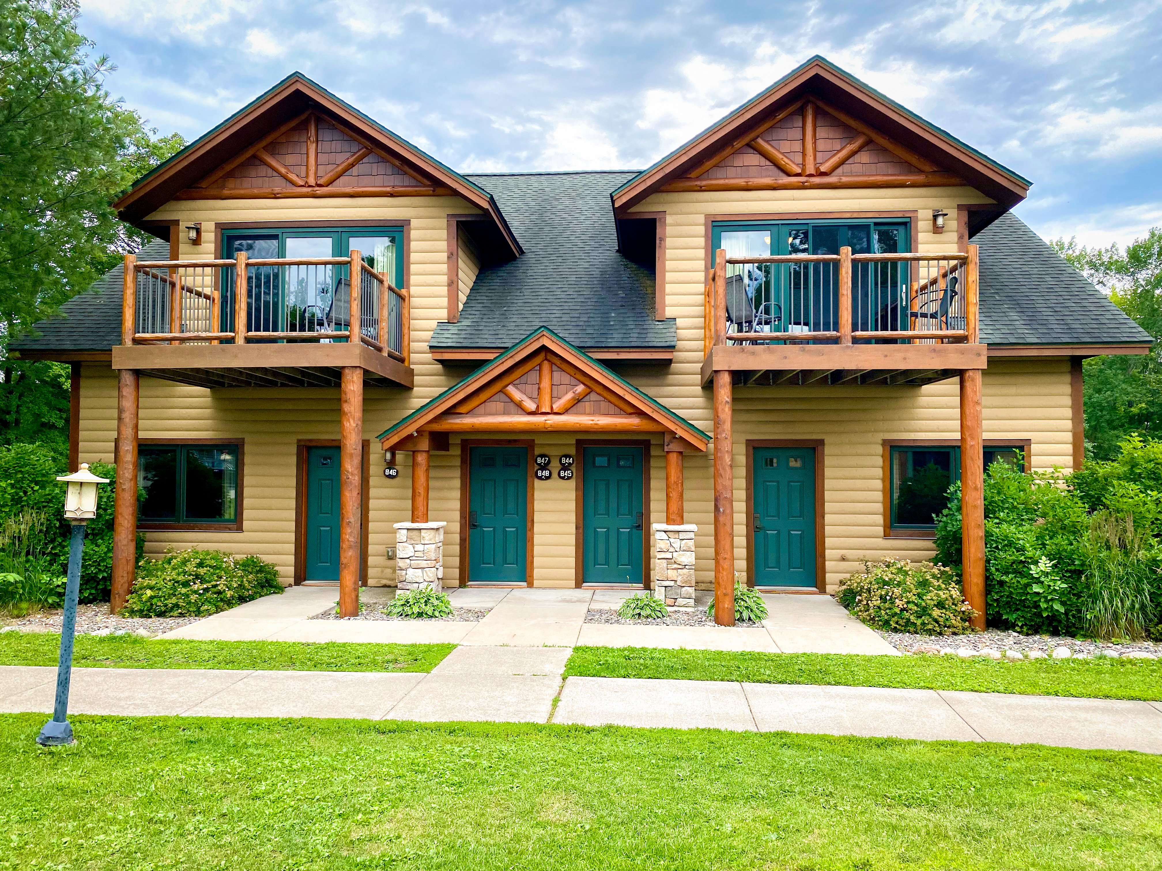 Ruttgers Bay Lake Lodge: The Lakes