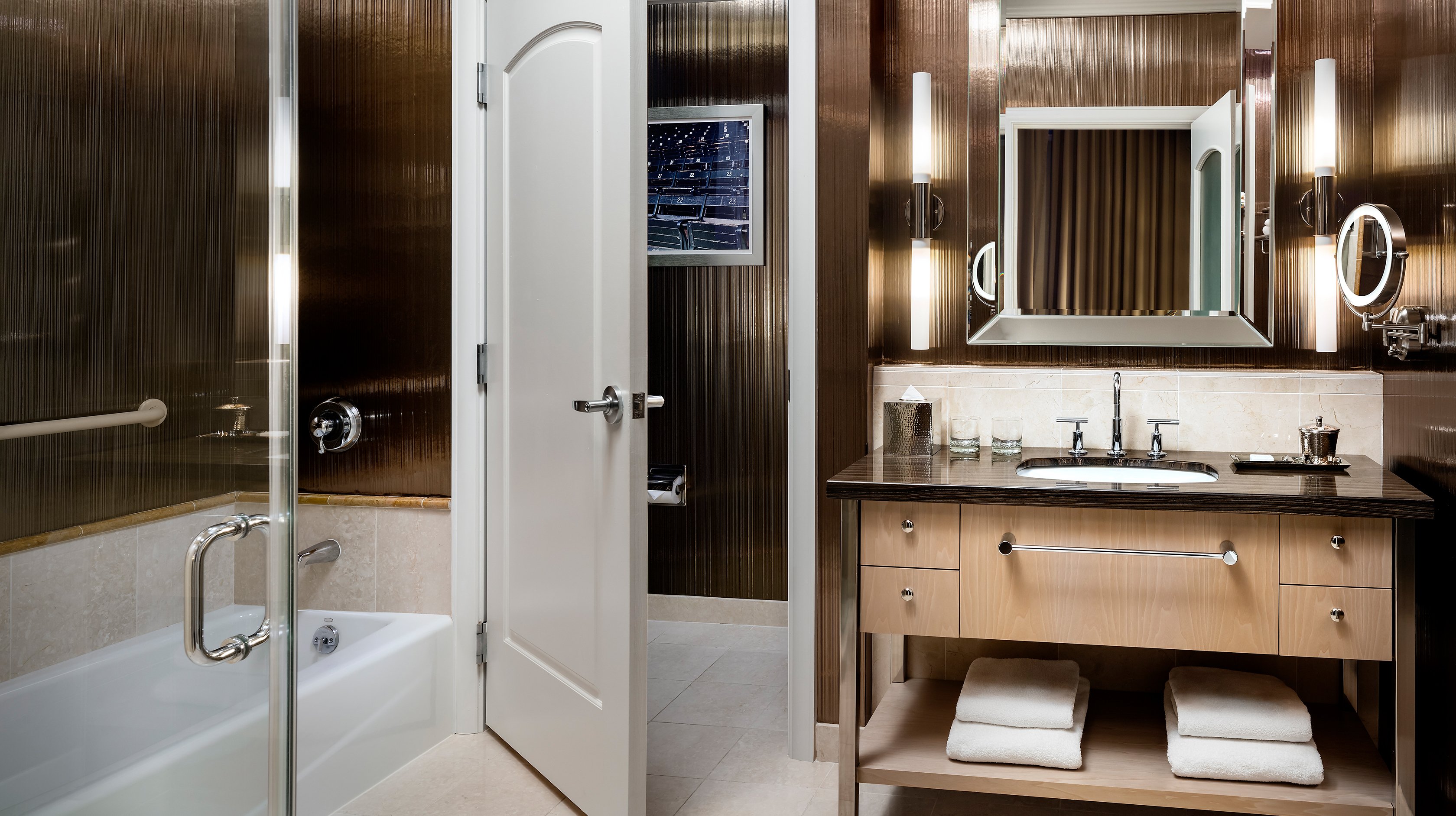 Hotel AKA Back Bay by null