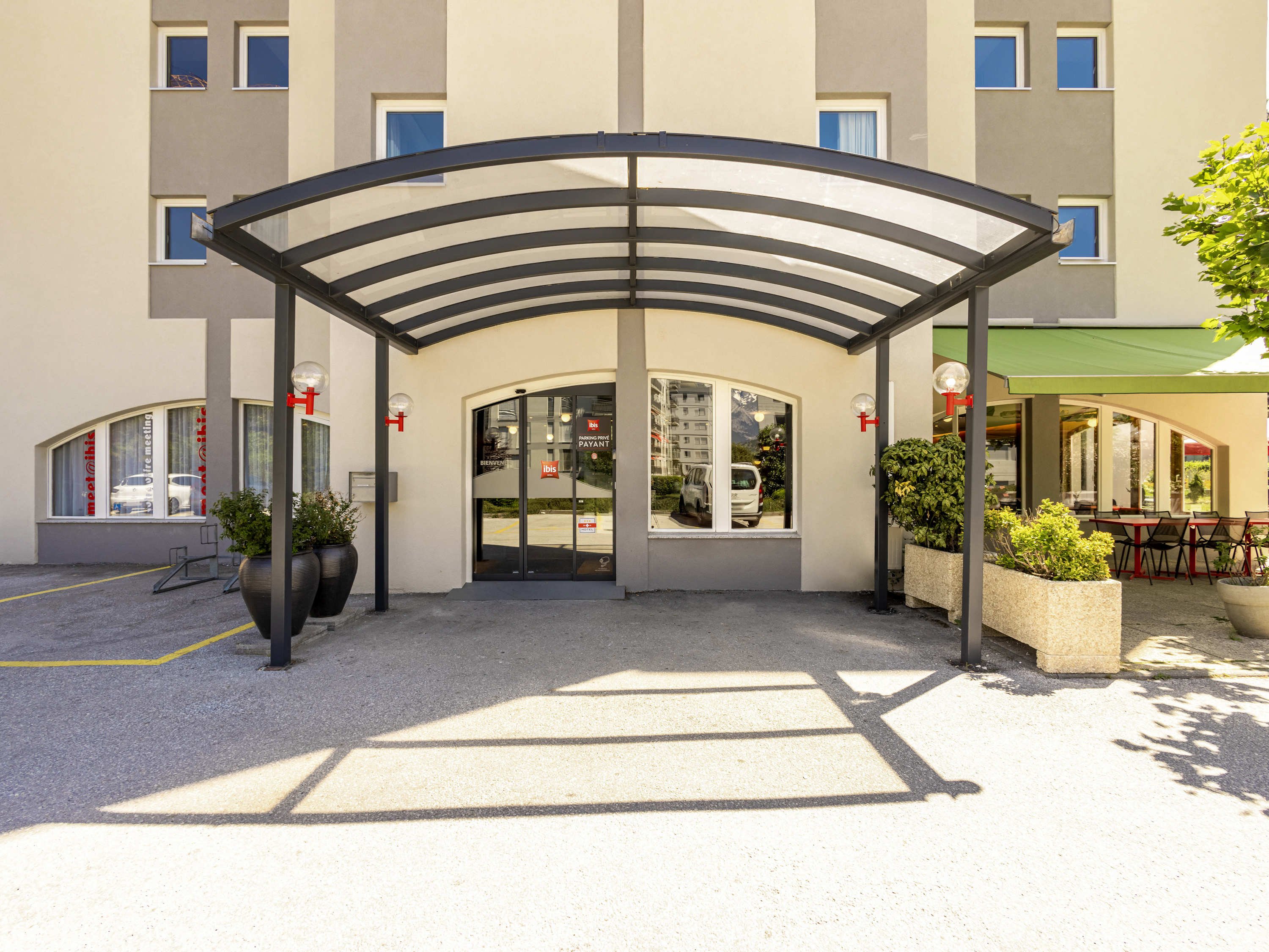 Hotel ibis Sion Est by null