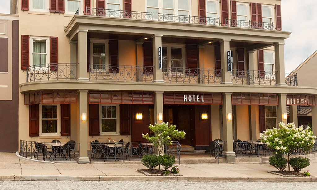Chestnut Hill Hotel by null