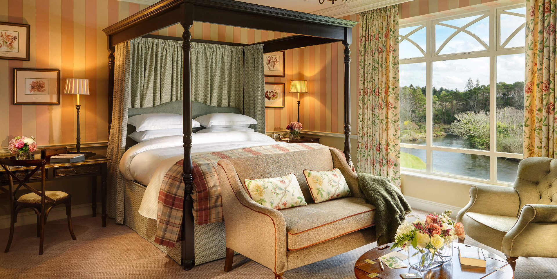 Ballynahinch Castle by null