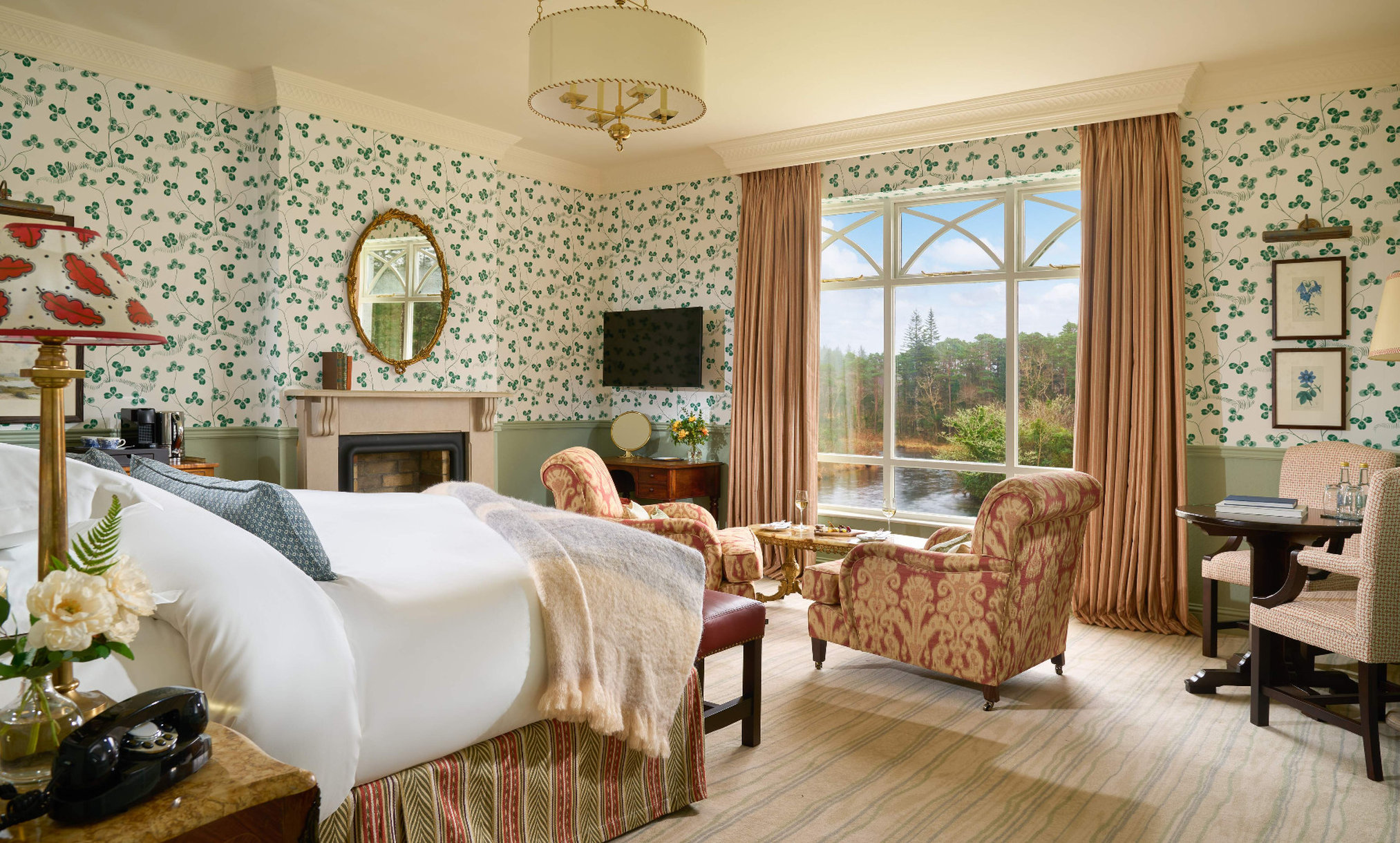 Ballynahinch Castle by null