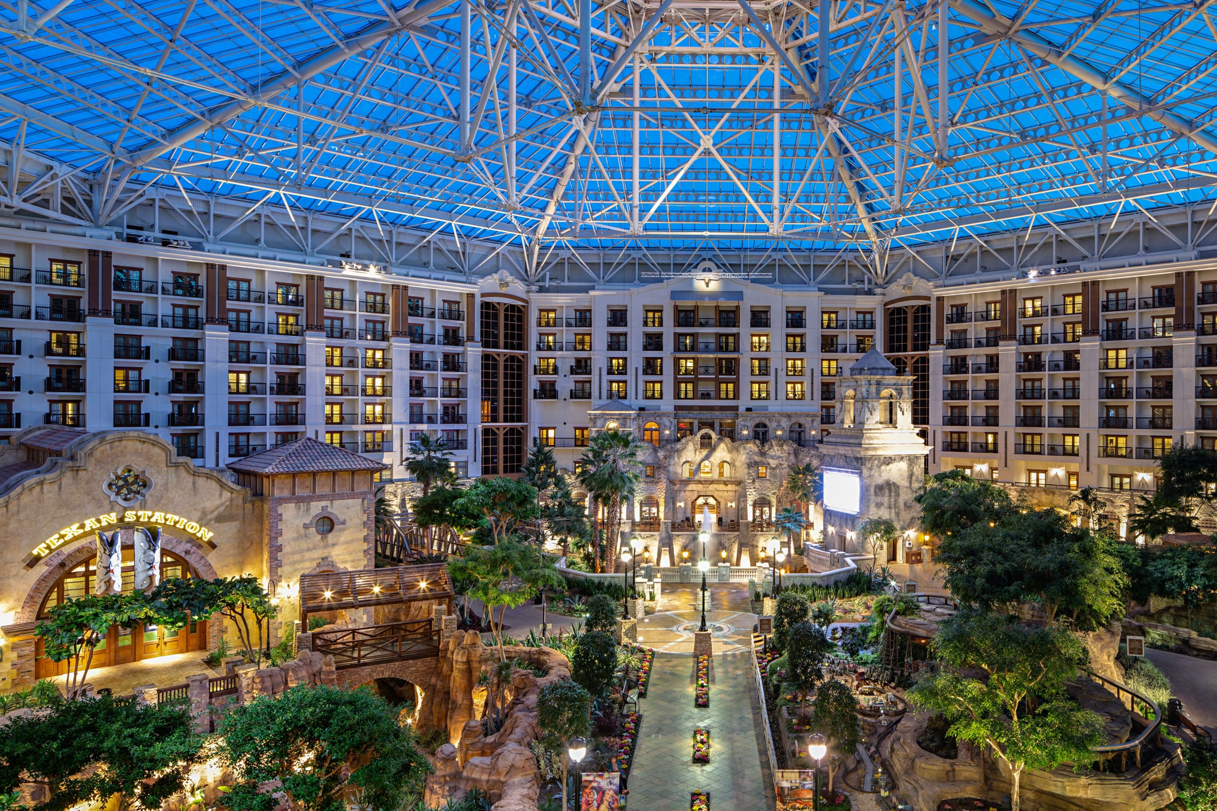 Gaylord Texan Resort & Convention Center - 4