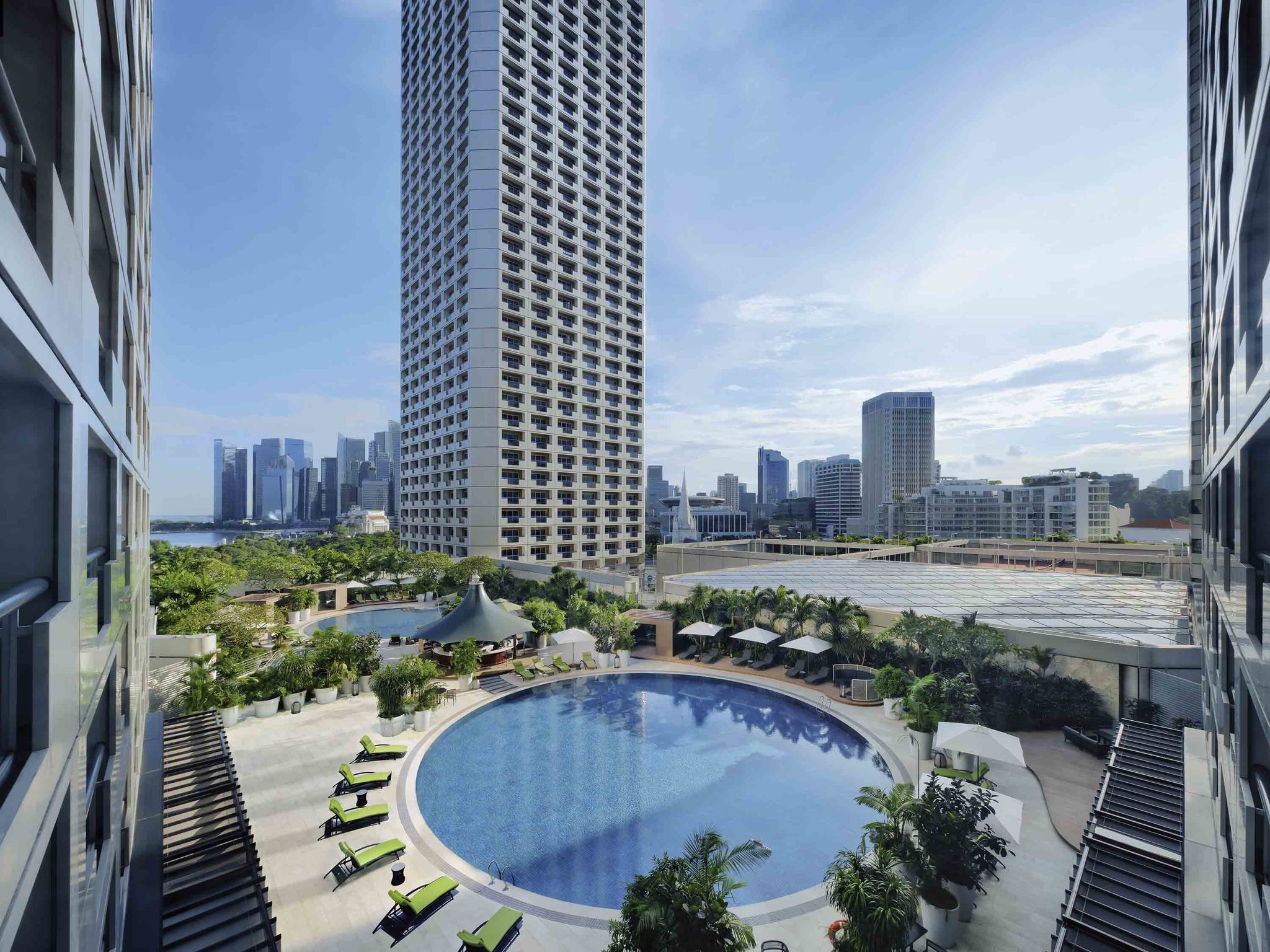 Hotel Swissôtel The Stamford by null