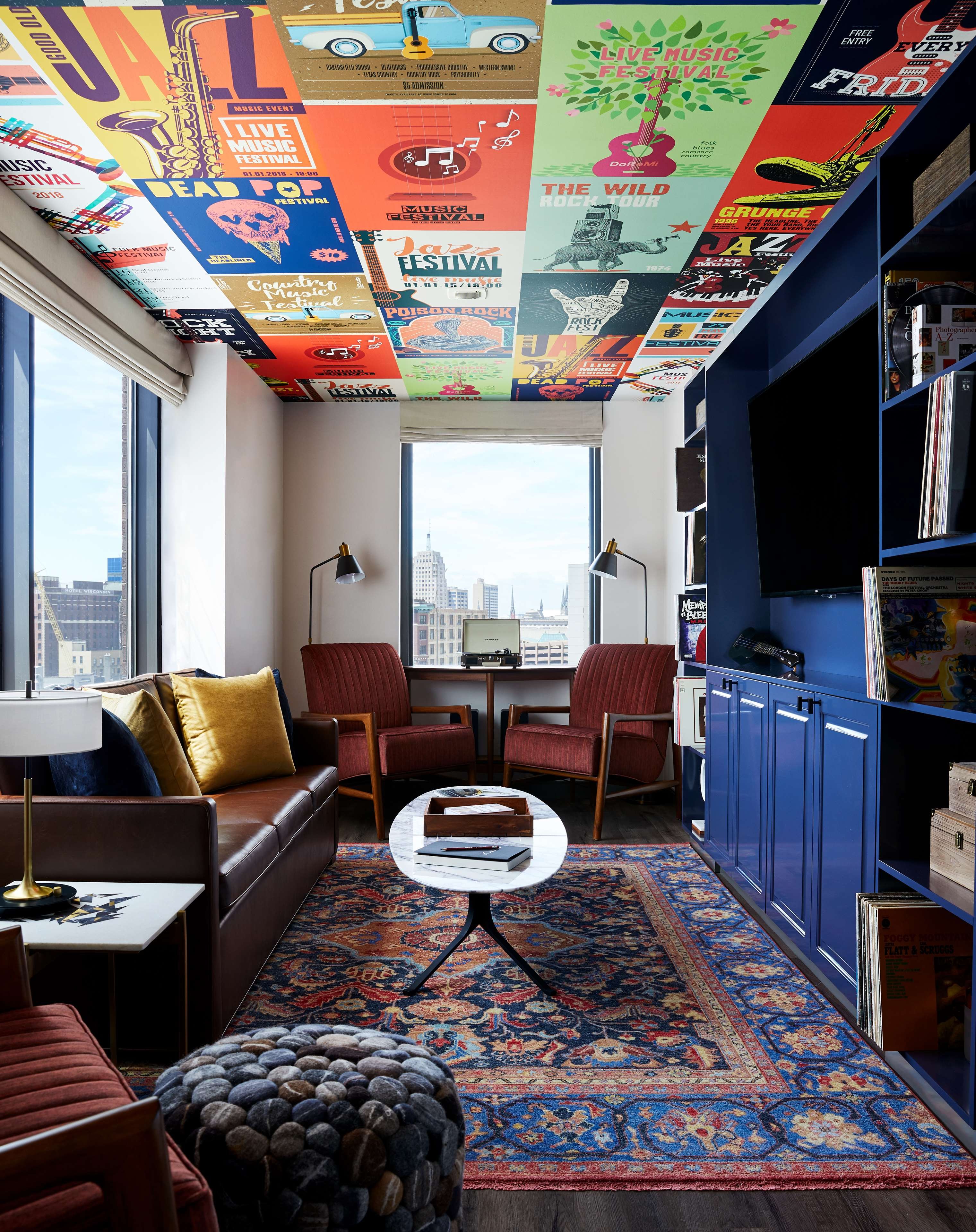 Saint Kate - The Arts Hotel by null