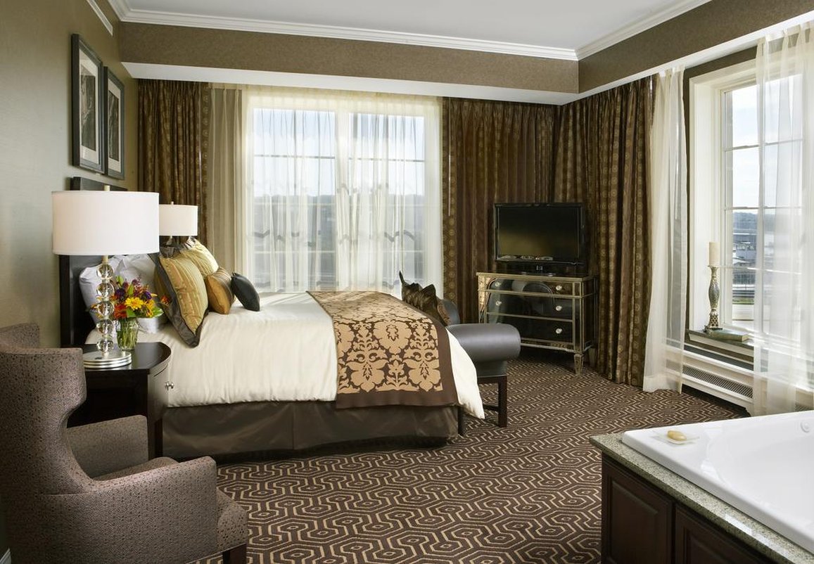 Hotel Julien Dubuque by null