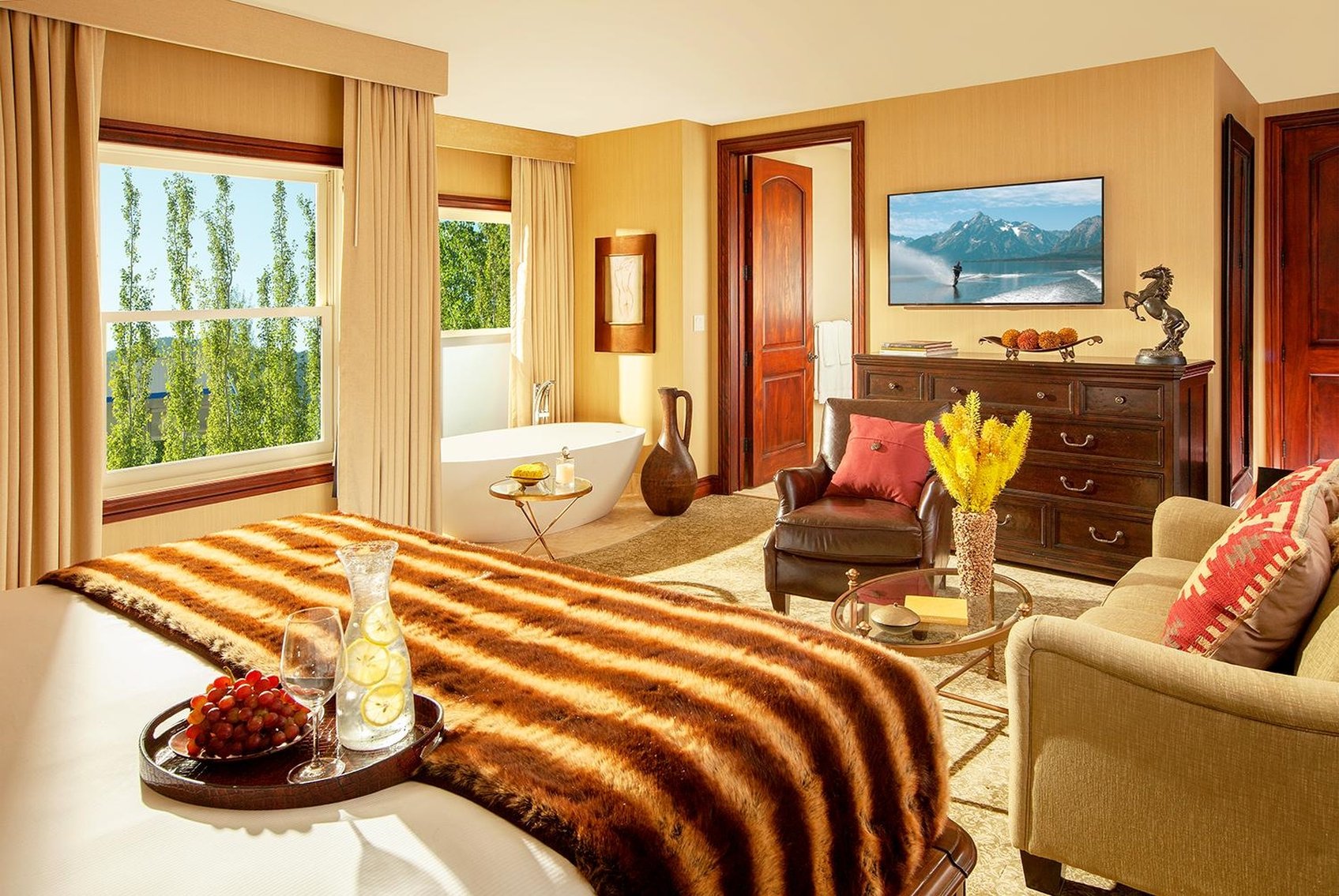 Rustic Inn Creekside Resort & Spa at Jackson Hole by null