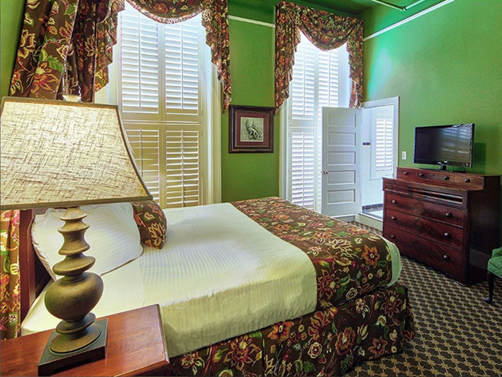 Menger Hotel by null