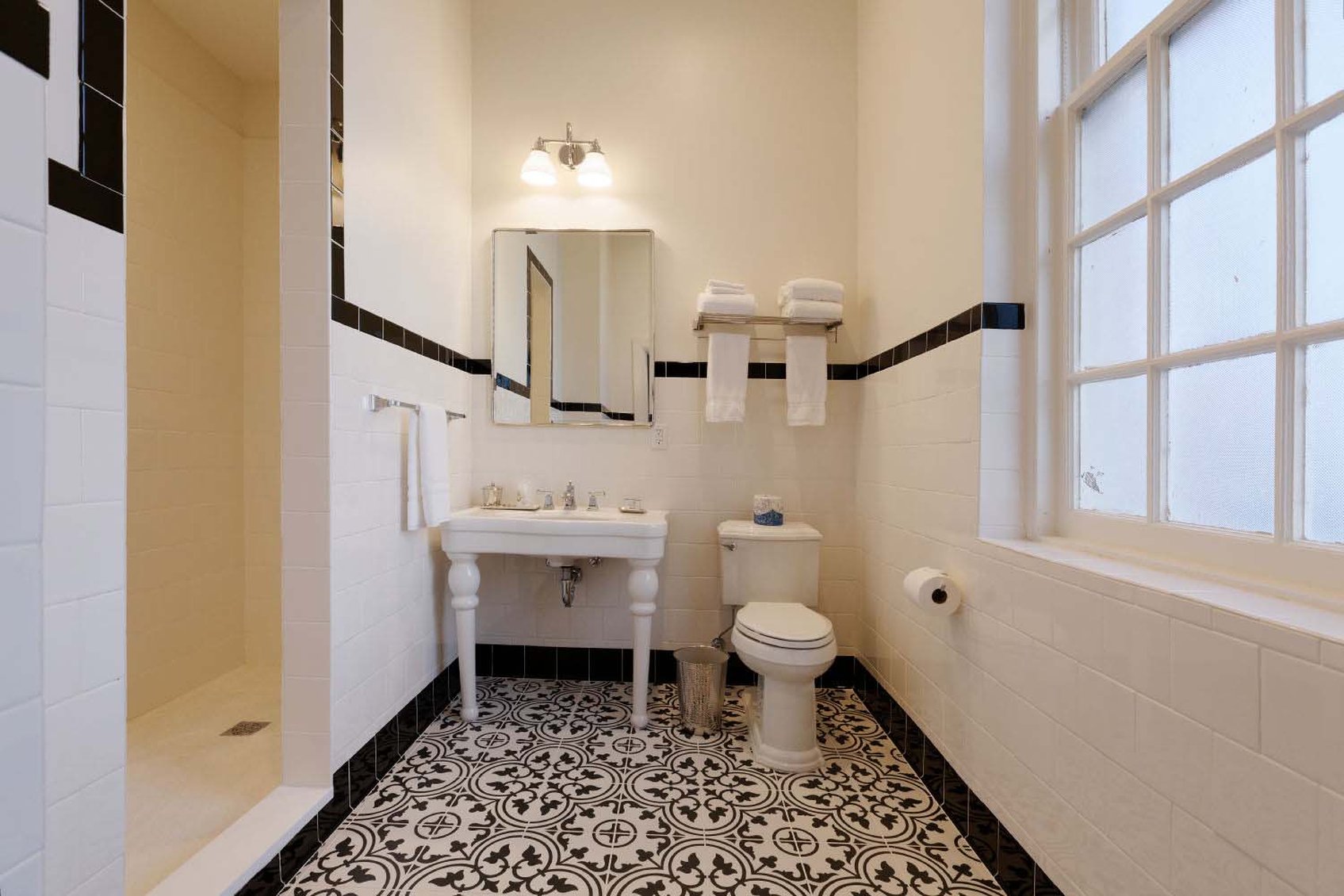 Southern Hotel by null