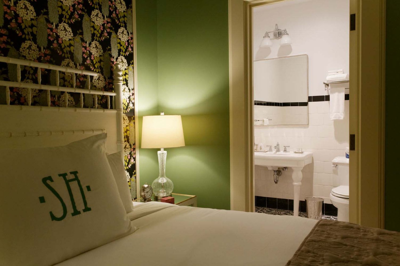 Southern Hotel by null