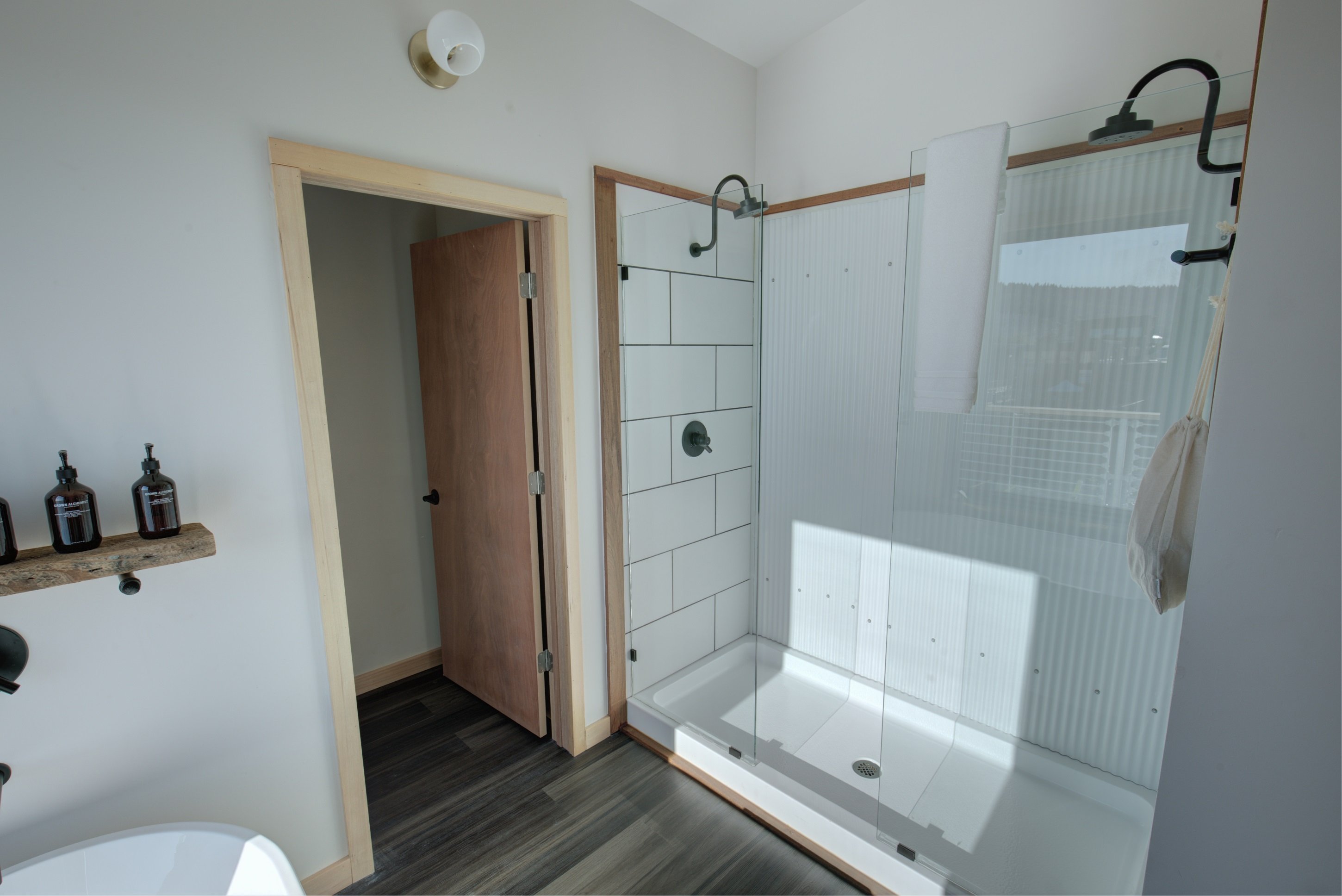 Bowline Hotel by null