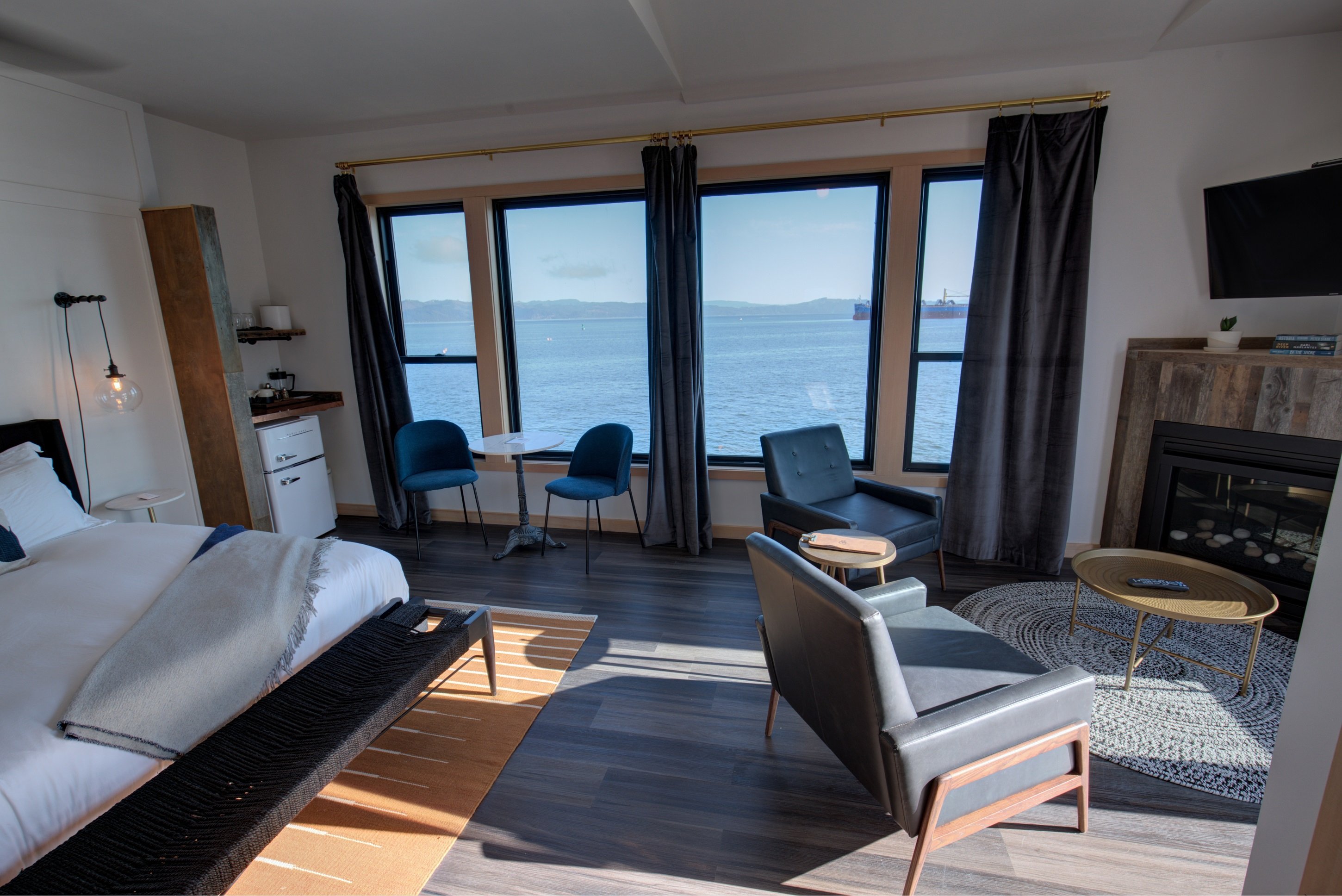 Bowline Hotel by null