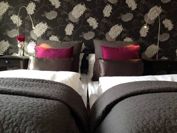 Reenskaug hotel by null