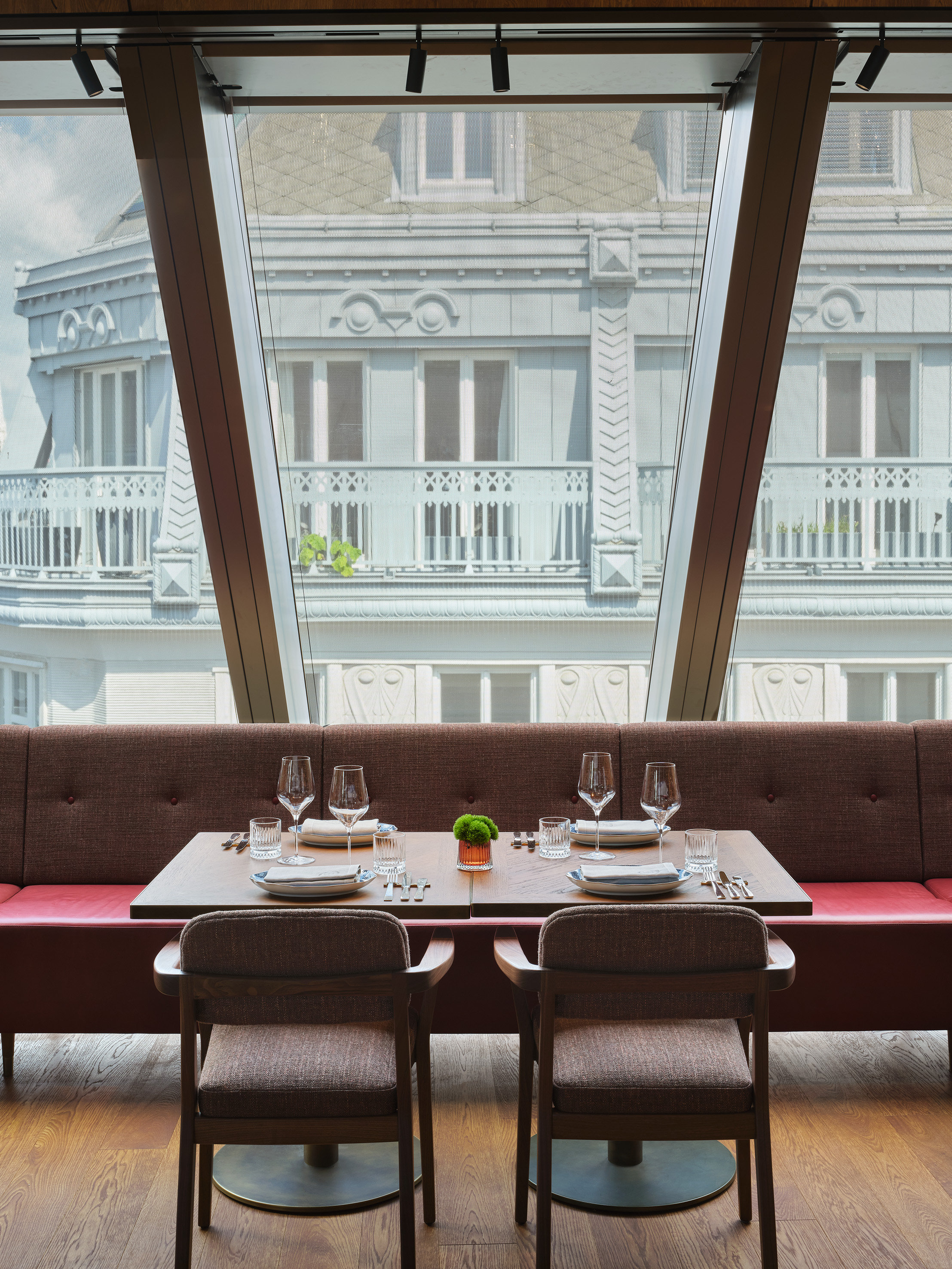 Rosewood Vienna by null