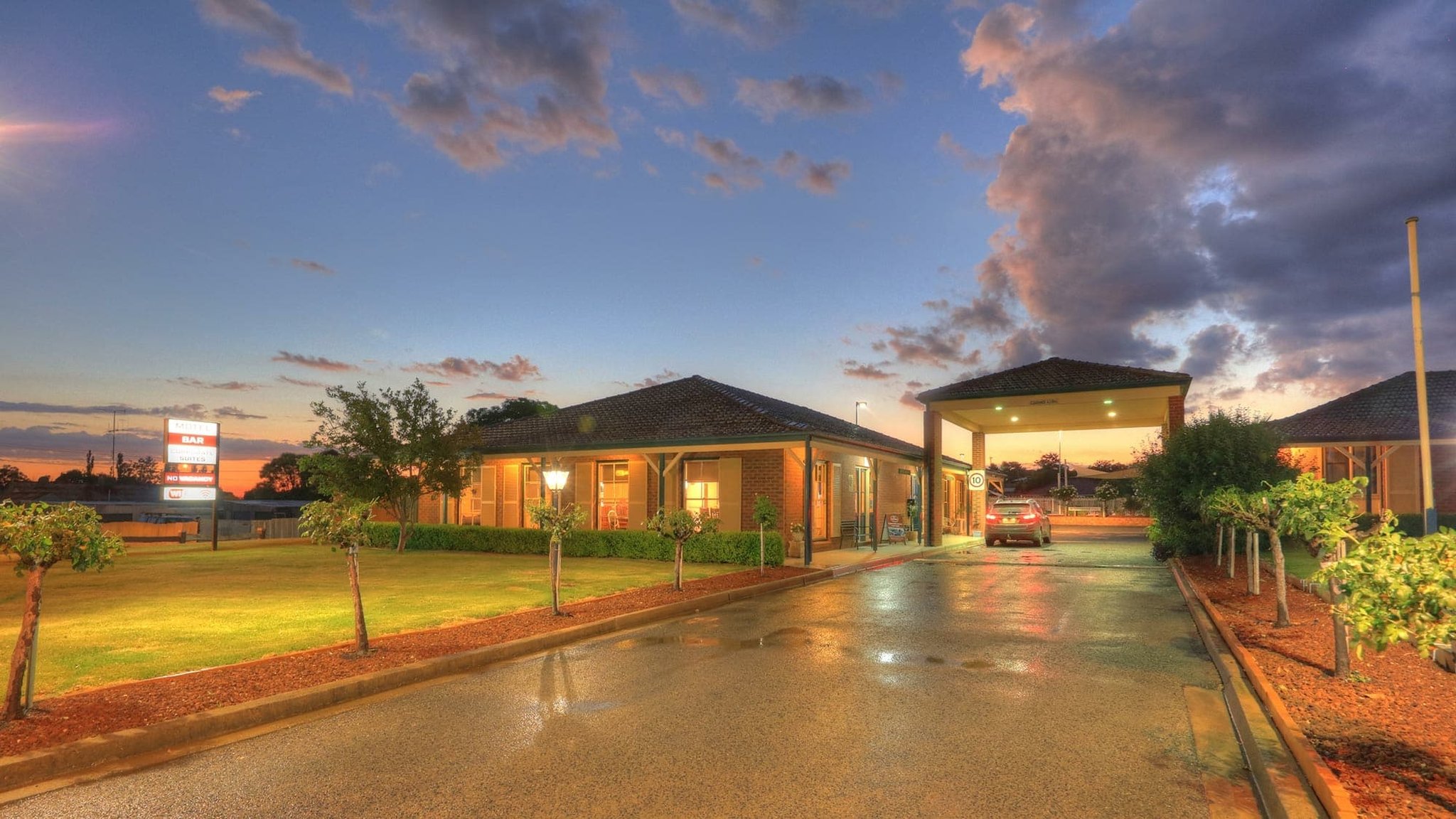 Comfort Inn Bushmans by null