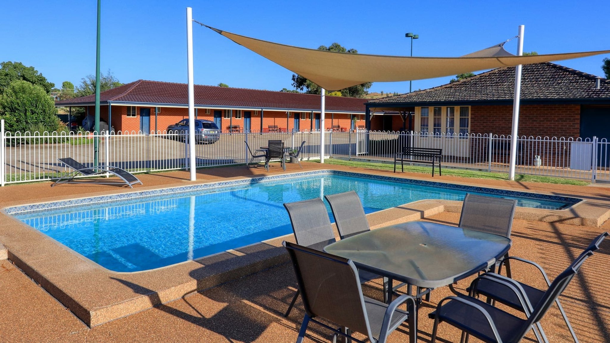 Comfort Inn Bushmans by null