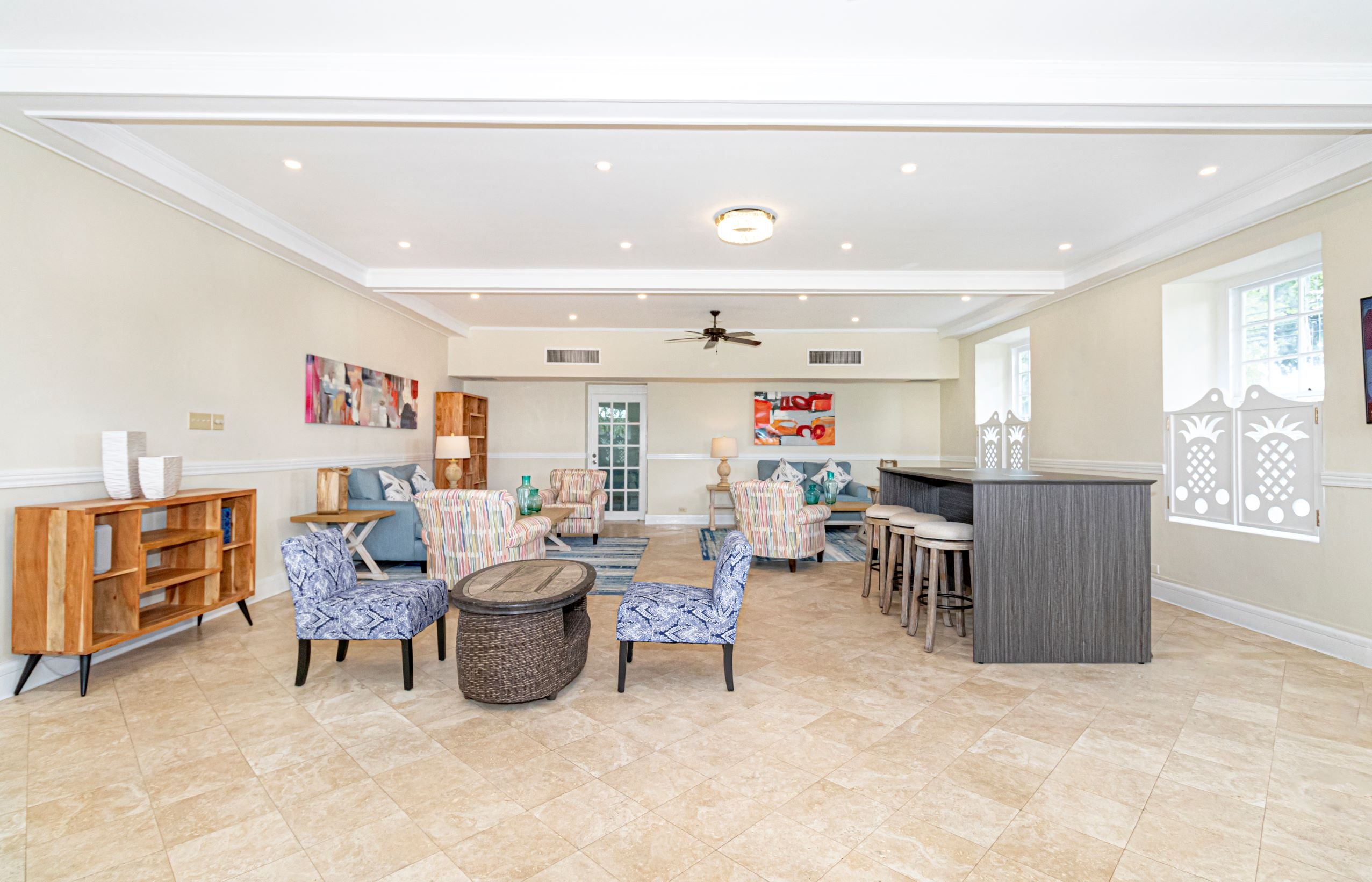 Savannah Beach Club by null