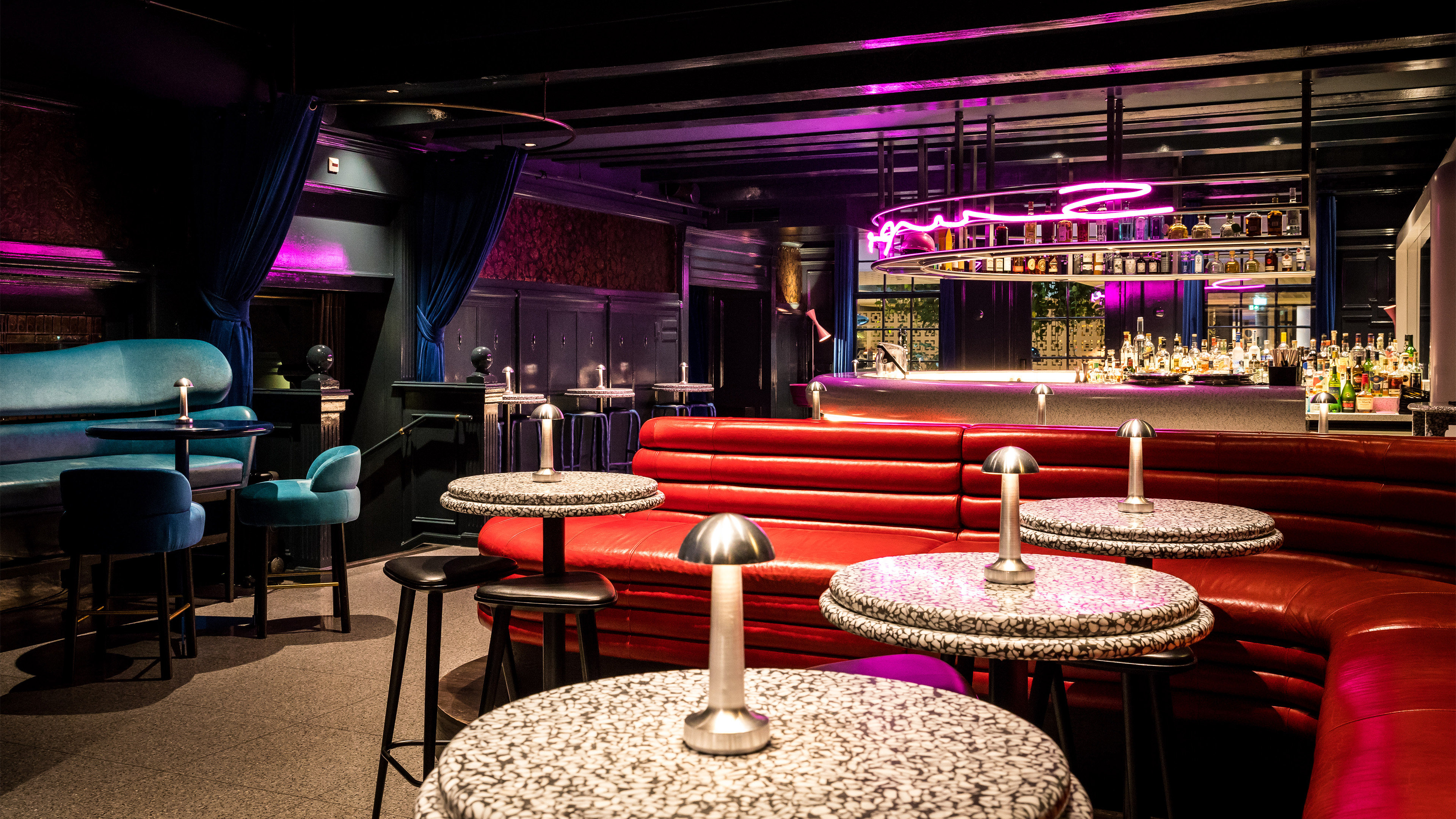 Kimpton De Witt by null
