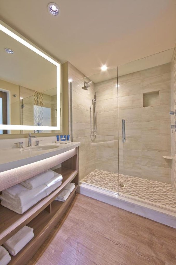 Opal Sands Resort & Spa by null