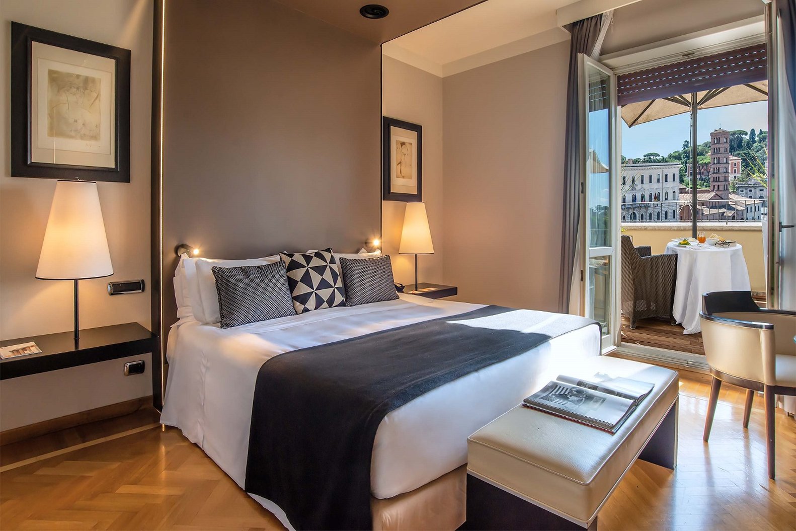 Fortyseven Hotel by null