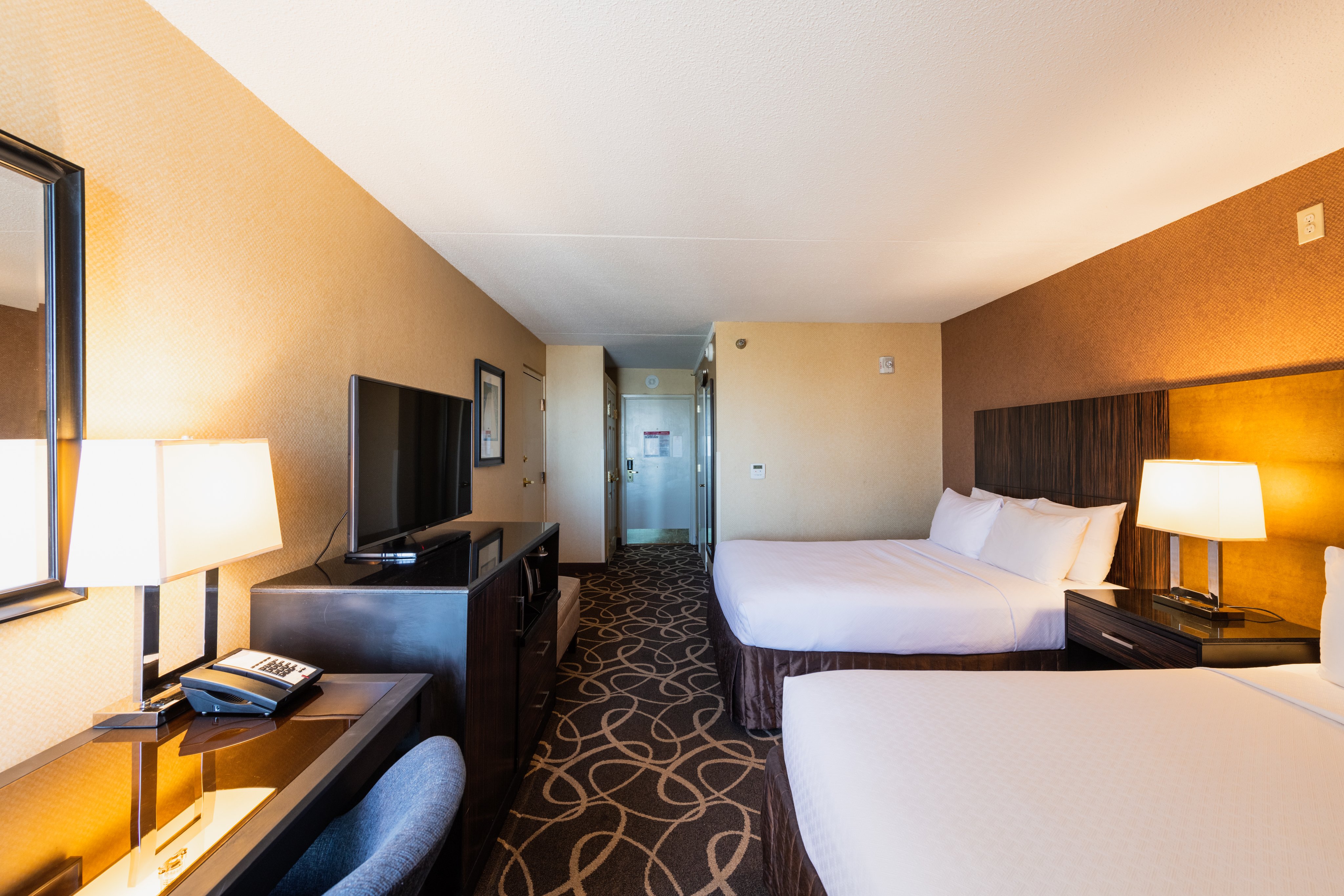 Crowne Plaza Newark Airport, an IHG Hotel photo 8