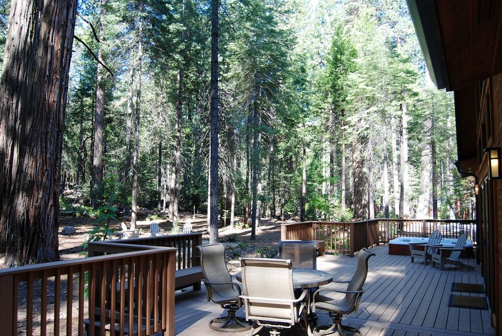 Evergreen Lodge at Yosemite by null