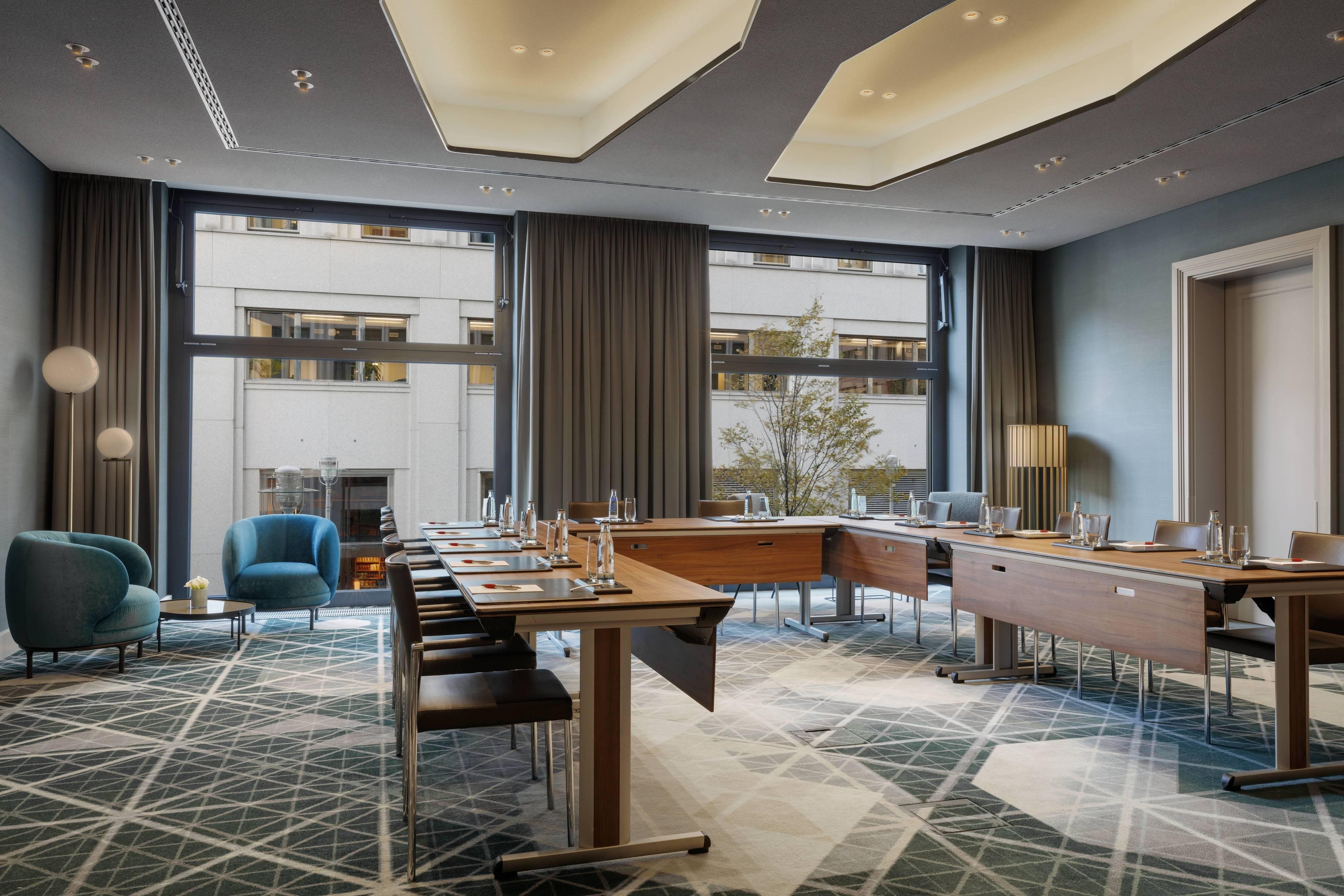 Berlin Marriott Hotel by null