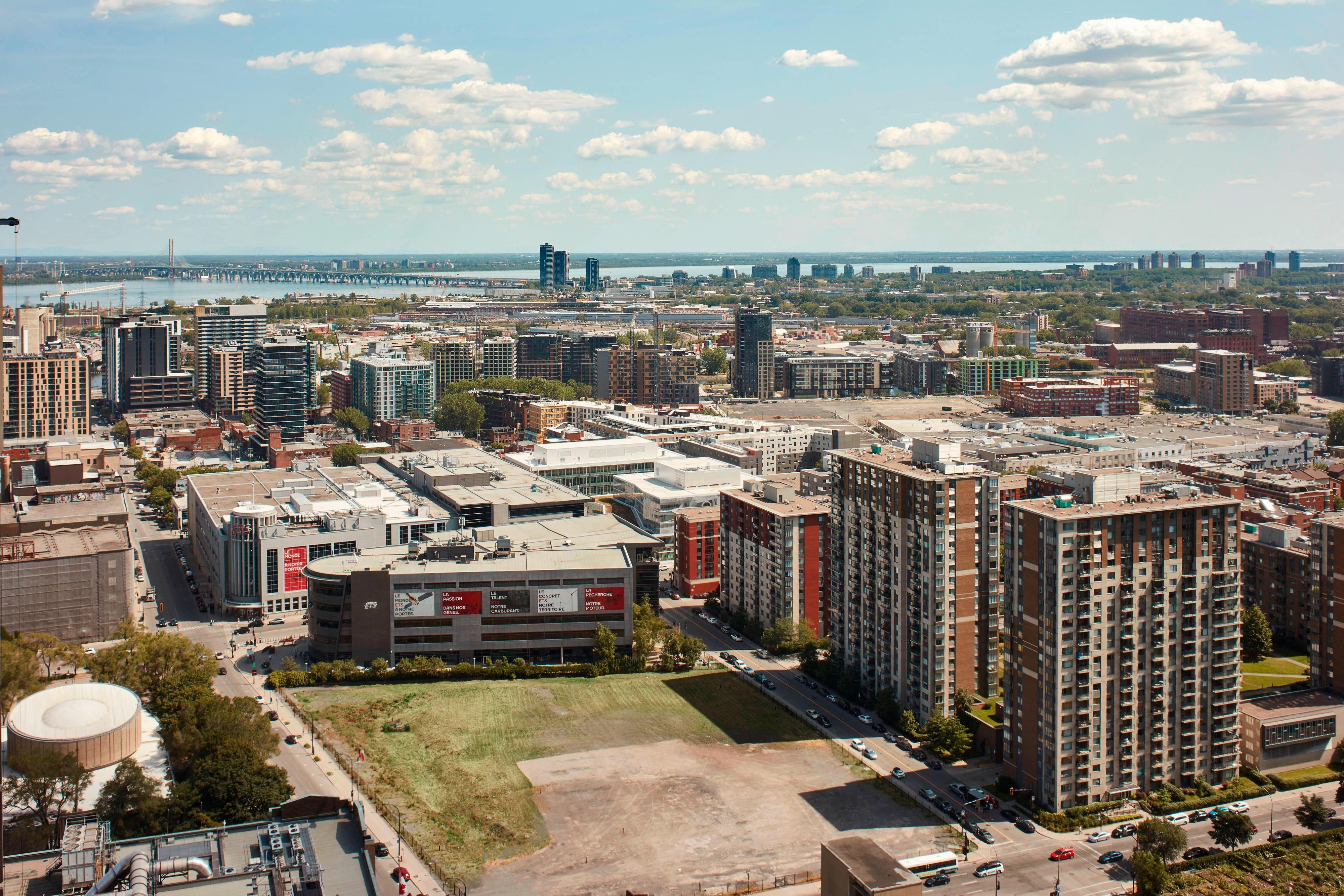 Montreal Marriott Chateau Champlain by null