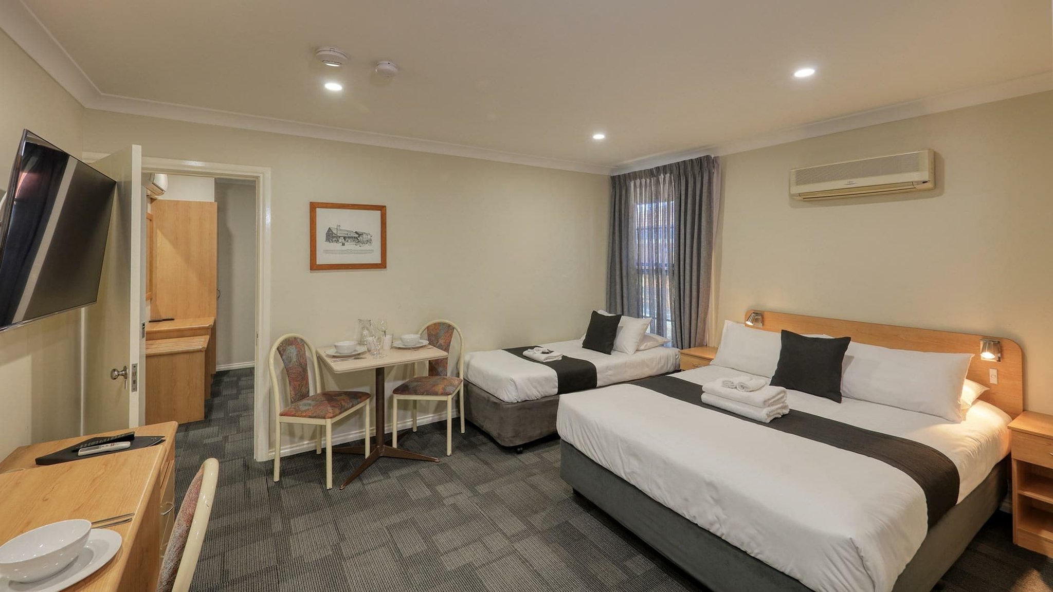 Comfort Inn Bushmans by null