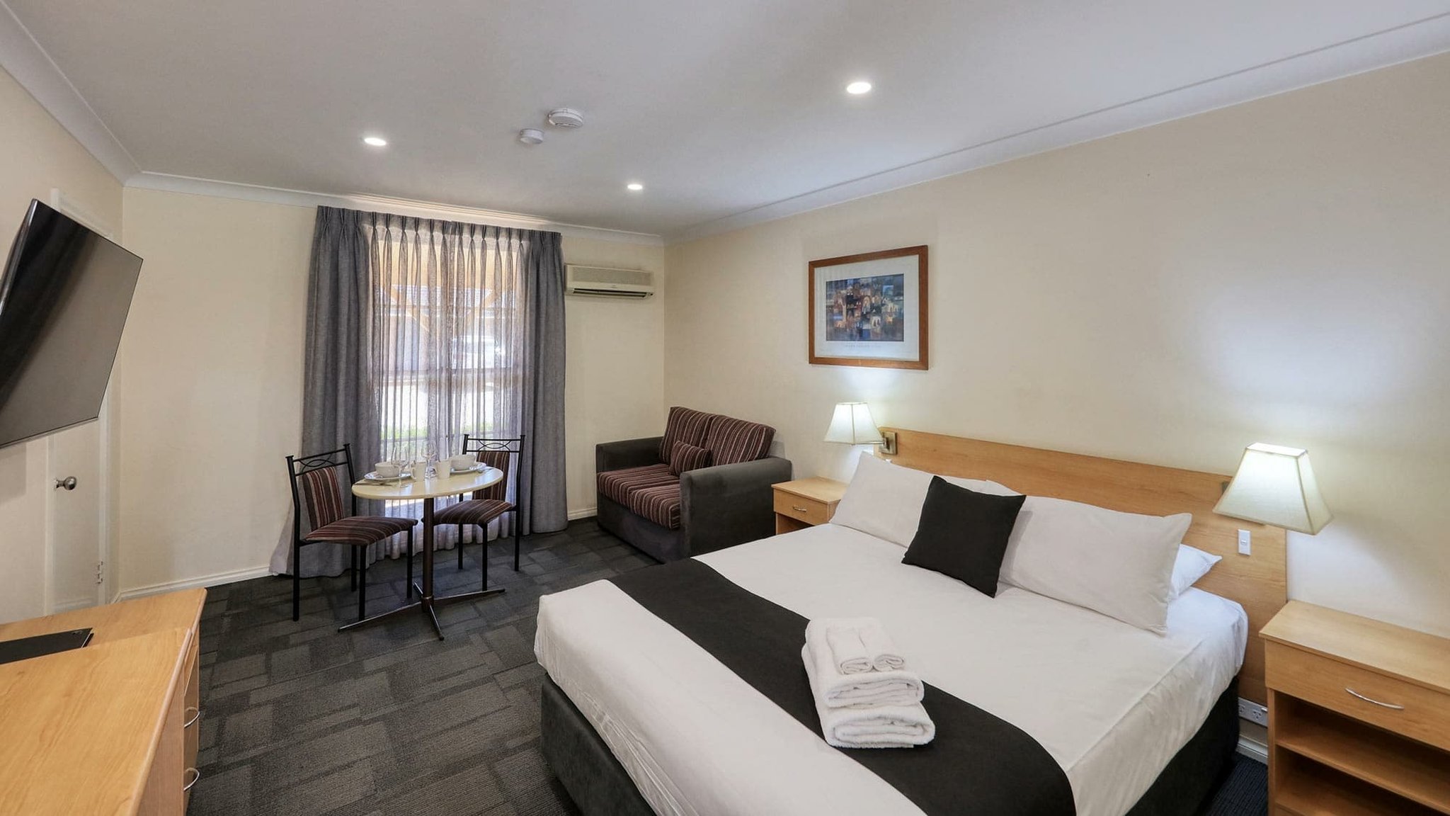 Comfort Inn Bushmans by null