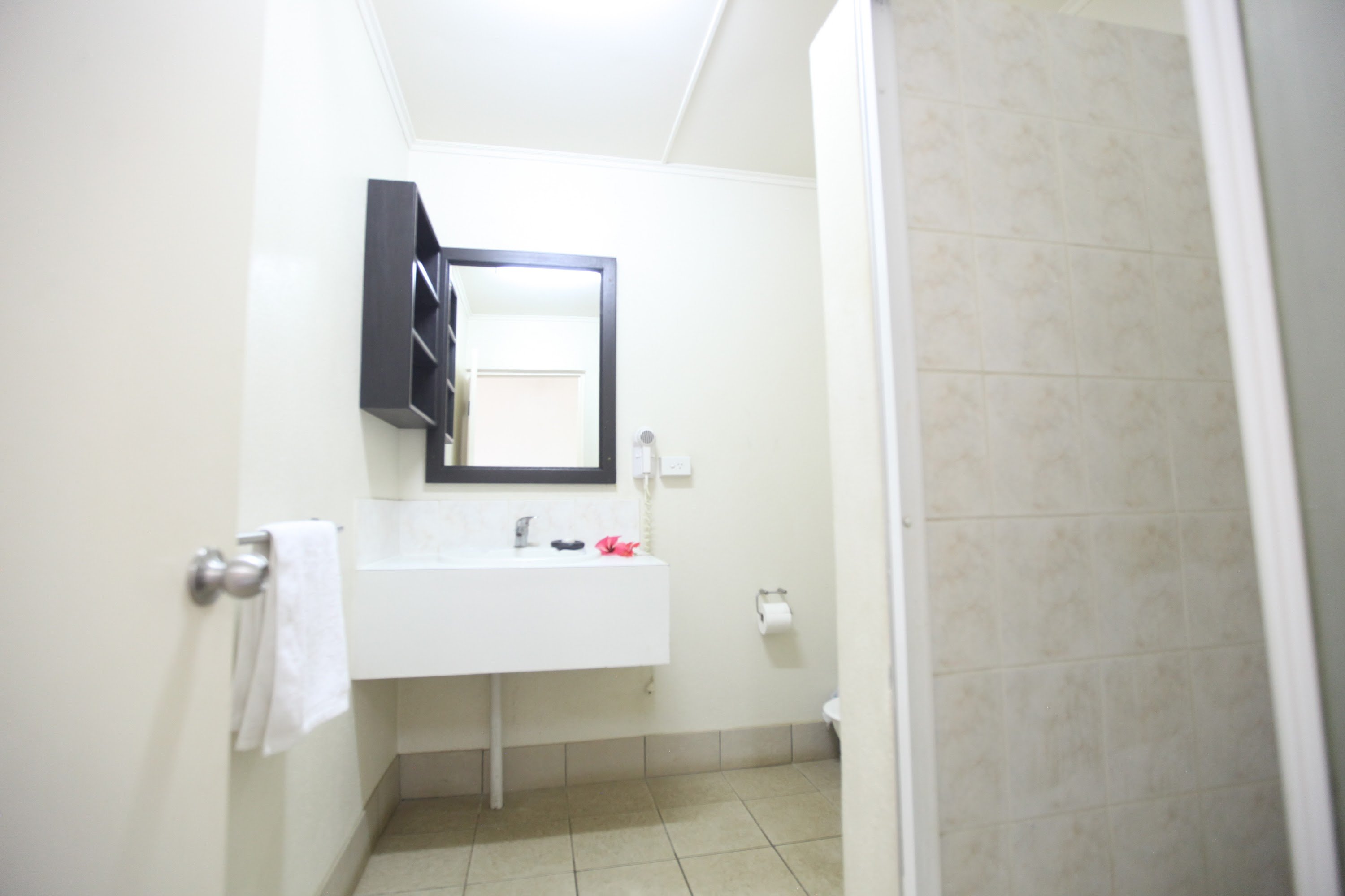 Coconut Palms Resort & Diamond Casino by null