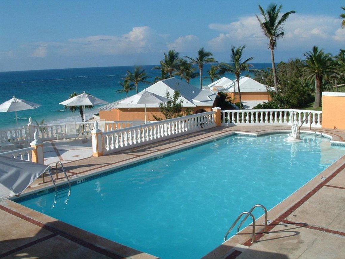 Coco Reef Resort Bermuda by null