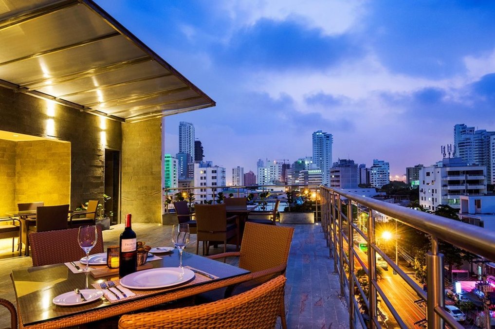 Oz Hotel by null
